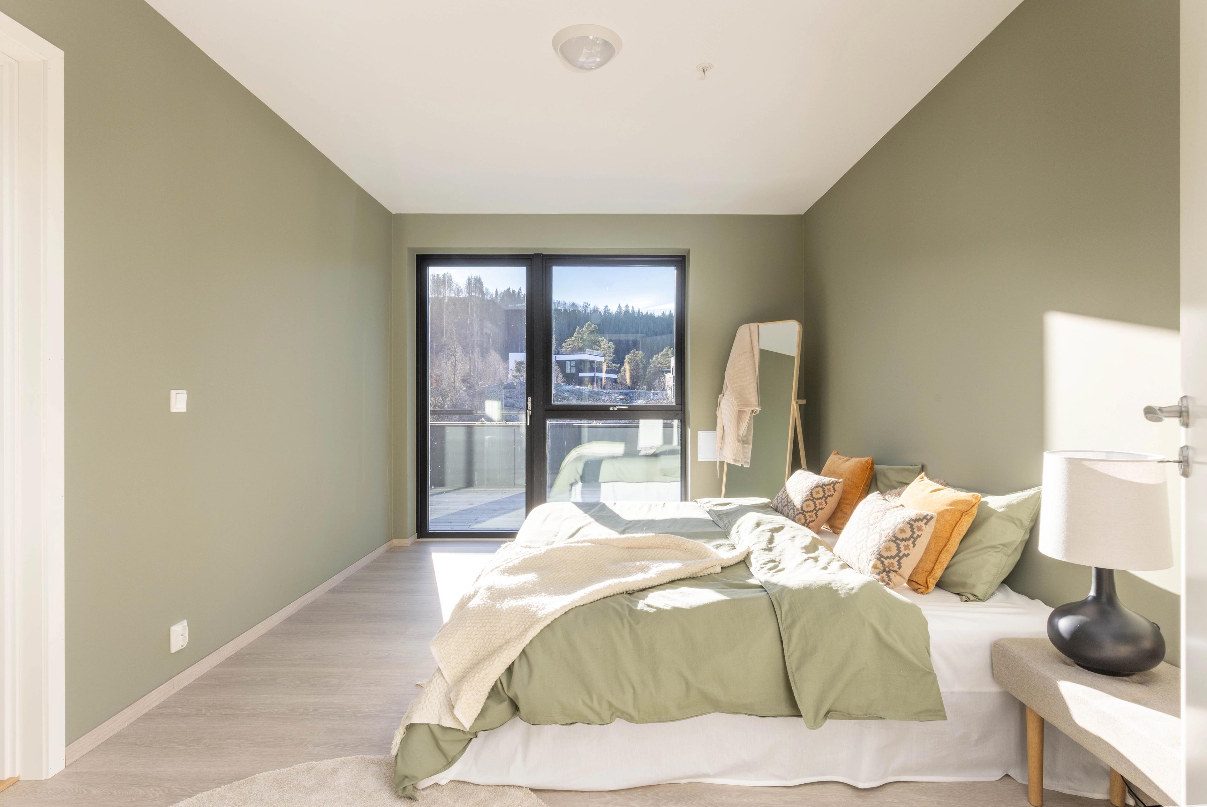 Hoved soverom med utgang terrasse 