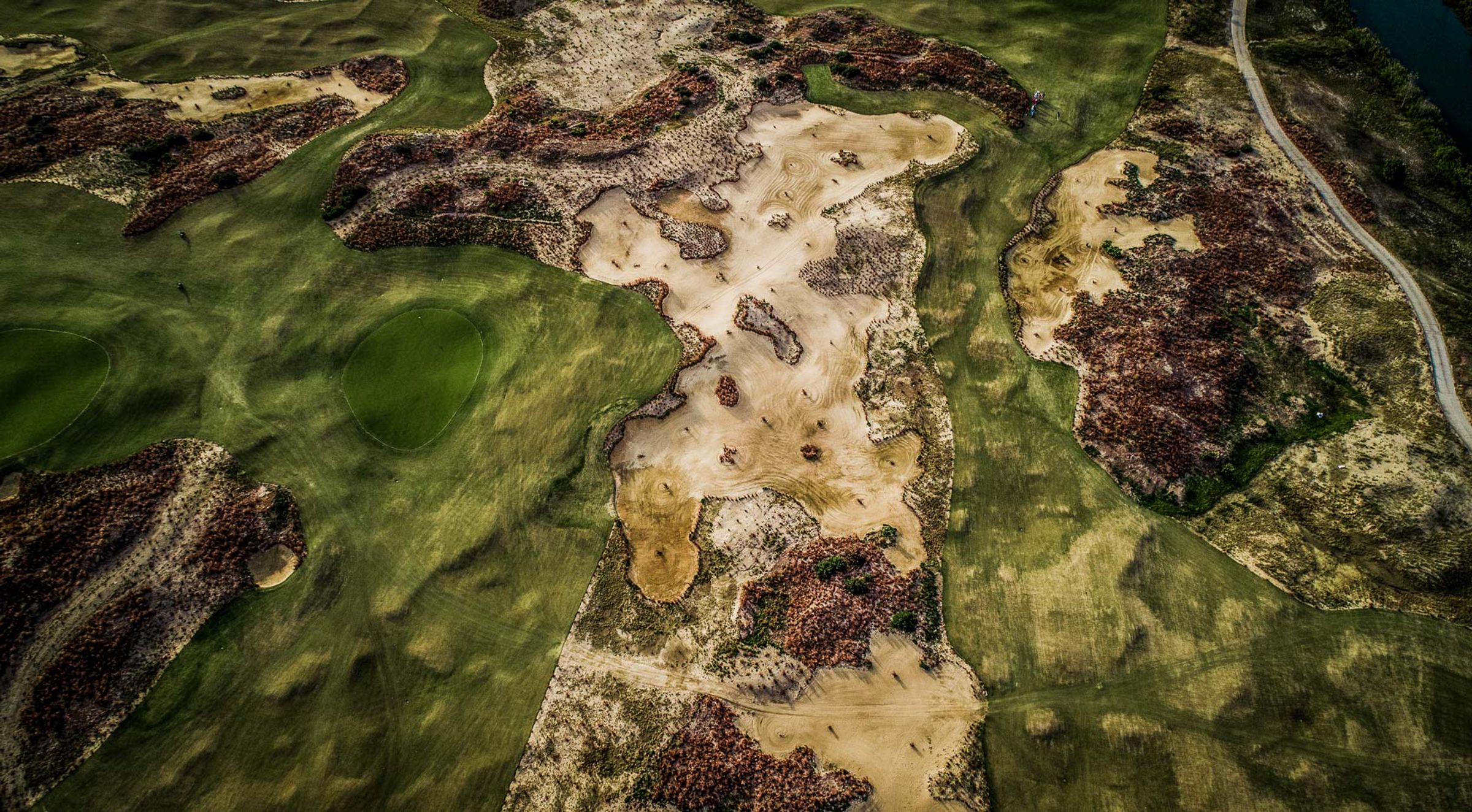 Yangtze Dunes golf course — hero
