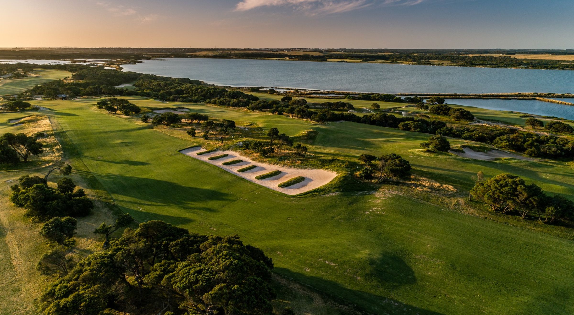 Lonsdale Links golf course — hero