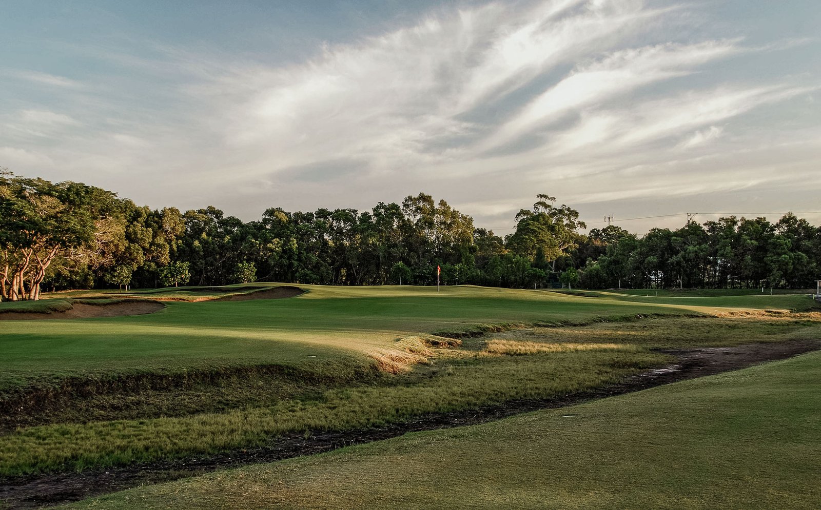 Royal Queensland golf course — image 5