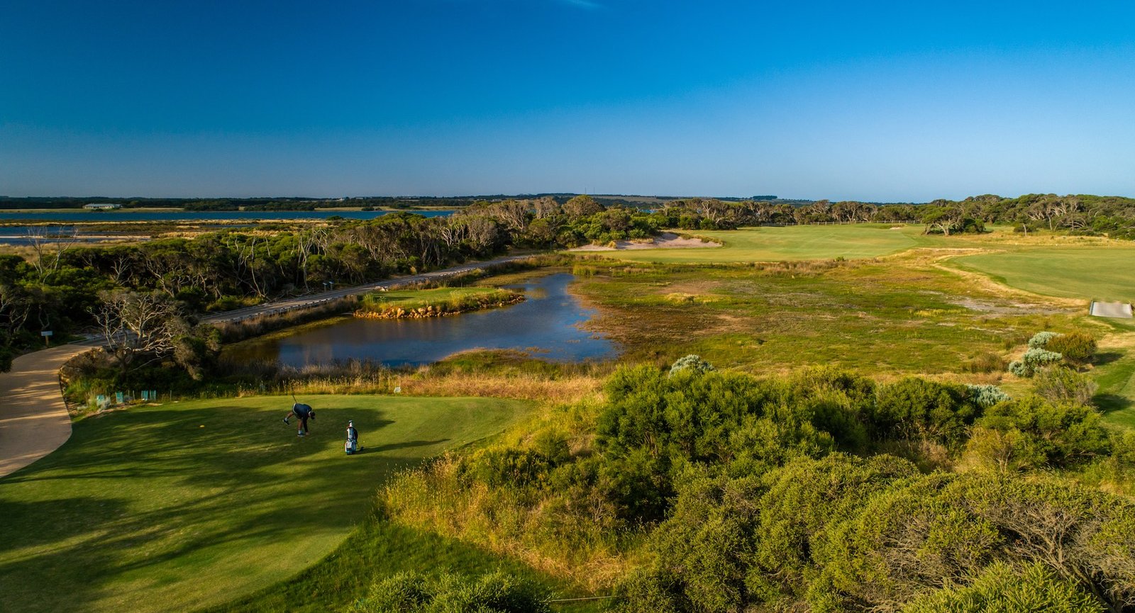 Lonsdale Links golf course — image 8