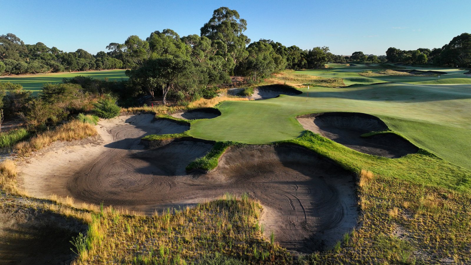 Kingston Heath golf course — image 4