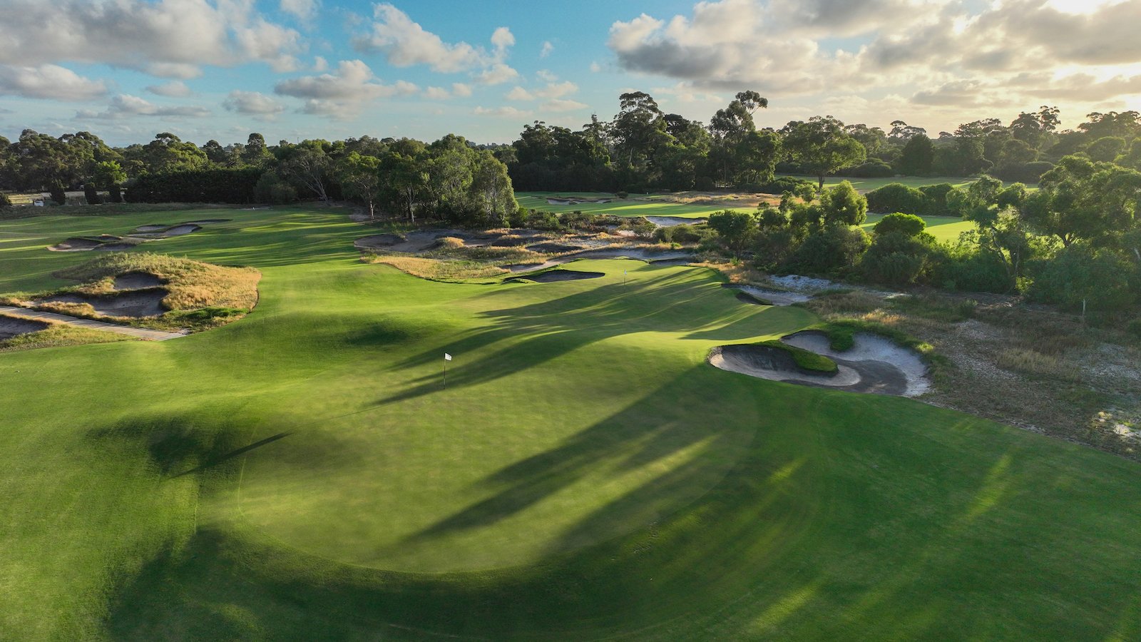 Kingston Heath golf course — image 12