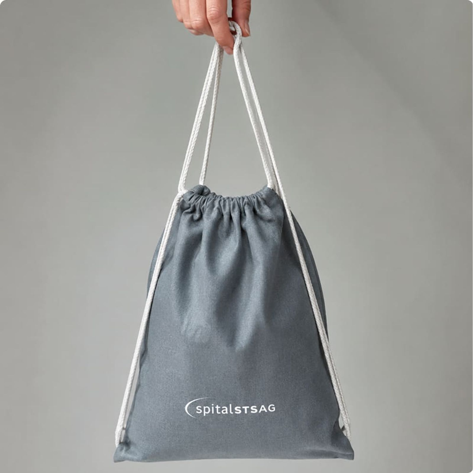 Imprimer ou broder des sacs et des pochettes