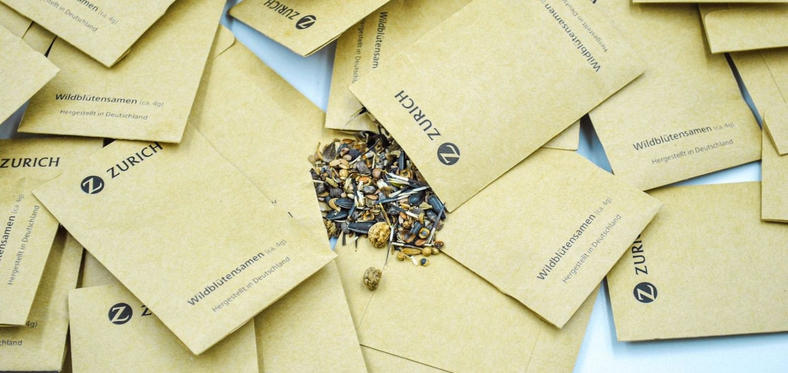 Sachets de graines en papier kraft avec le logo Zurich