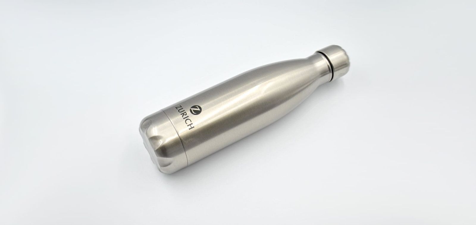 Gourde en acier inoxydable avec le logo Zurich gravé