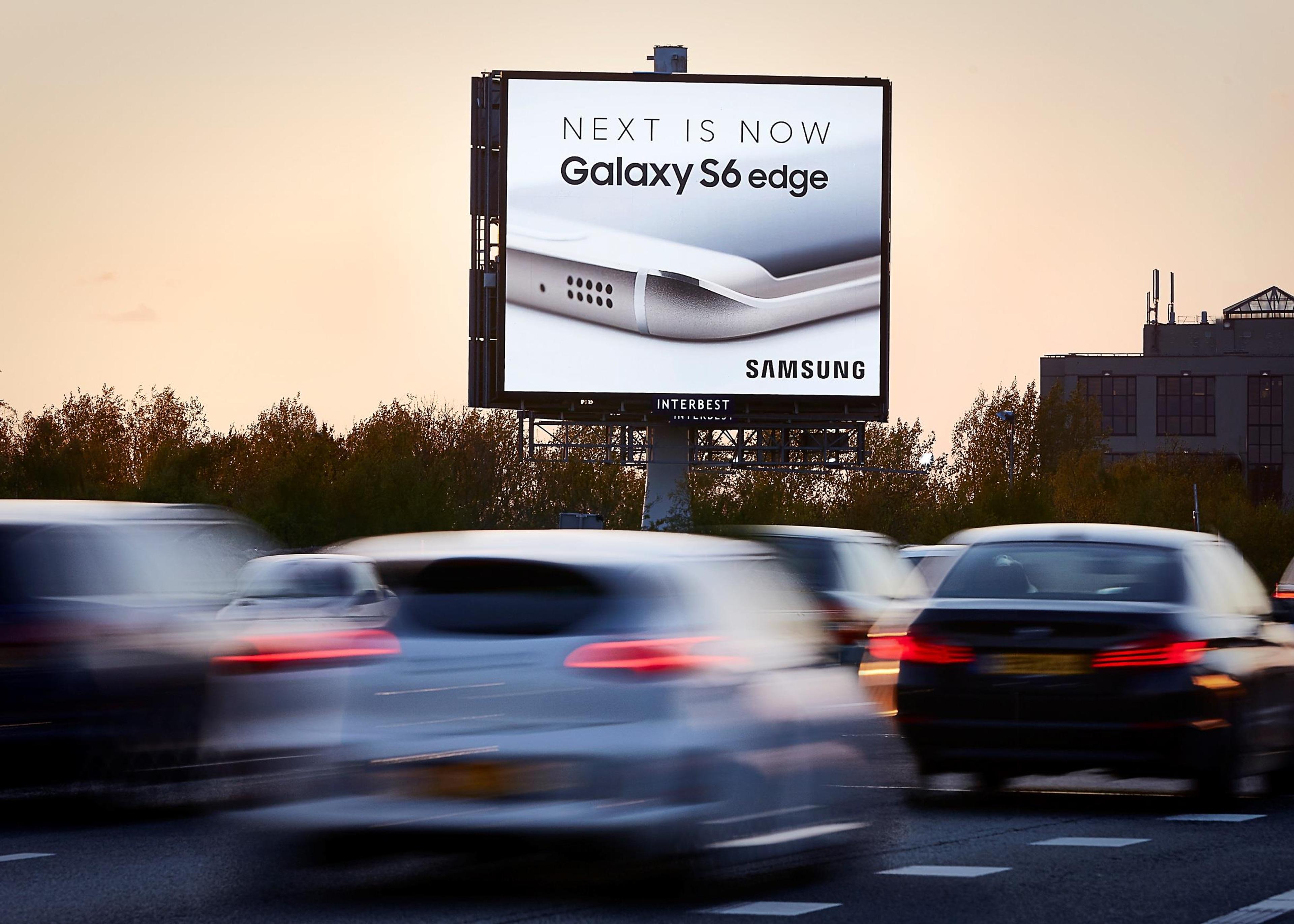 Interbest B.V. digitaliseert reclamemast Leiden Zoeterwoude-Rijndijk A4