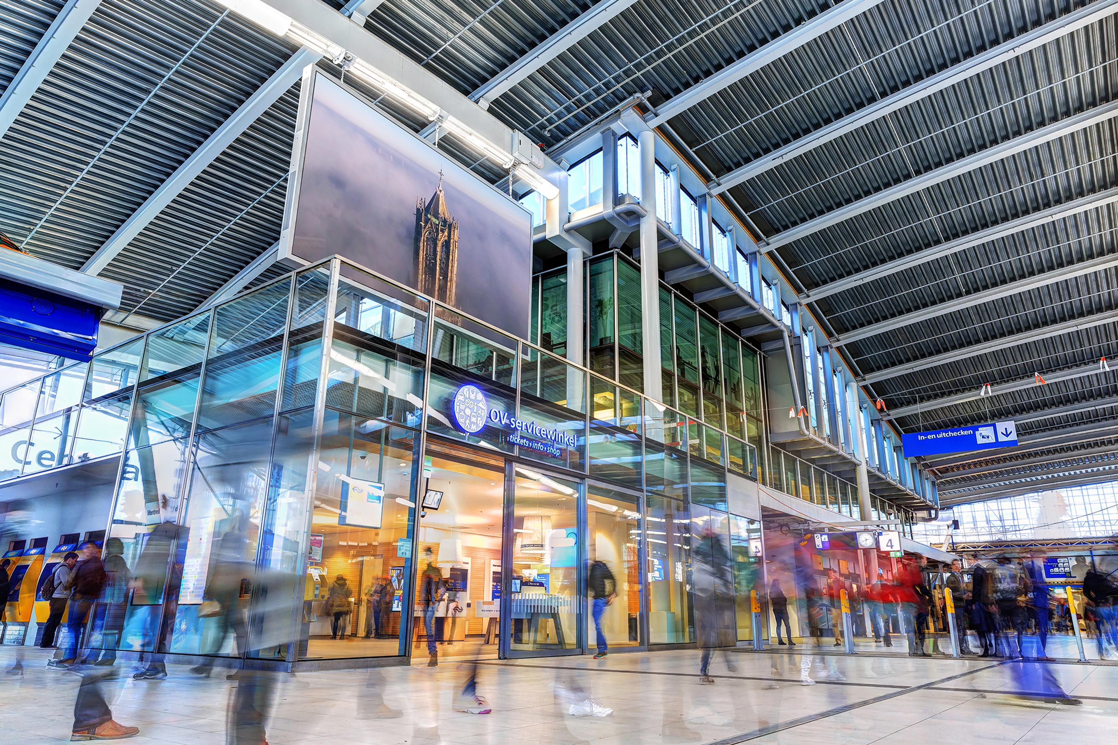 Ngage Media lanceert twee 30m2 LED schermen op vernieuwde station Utrecht
