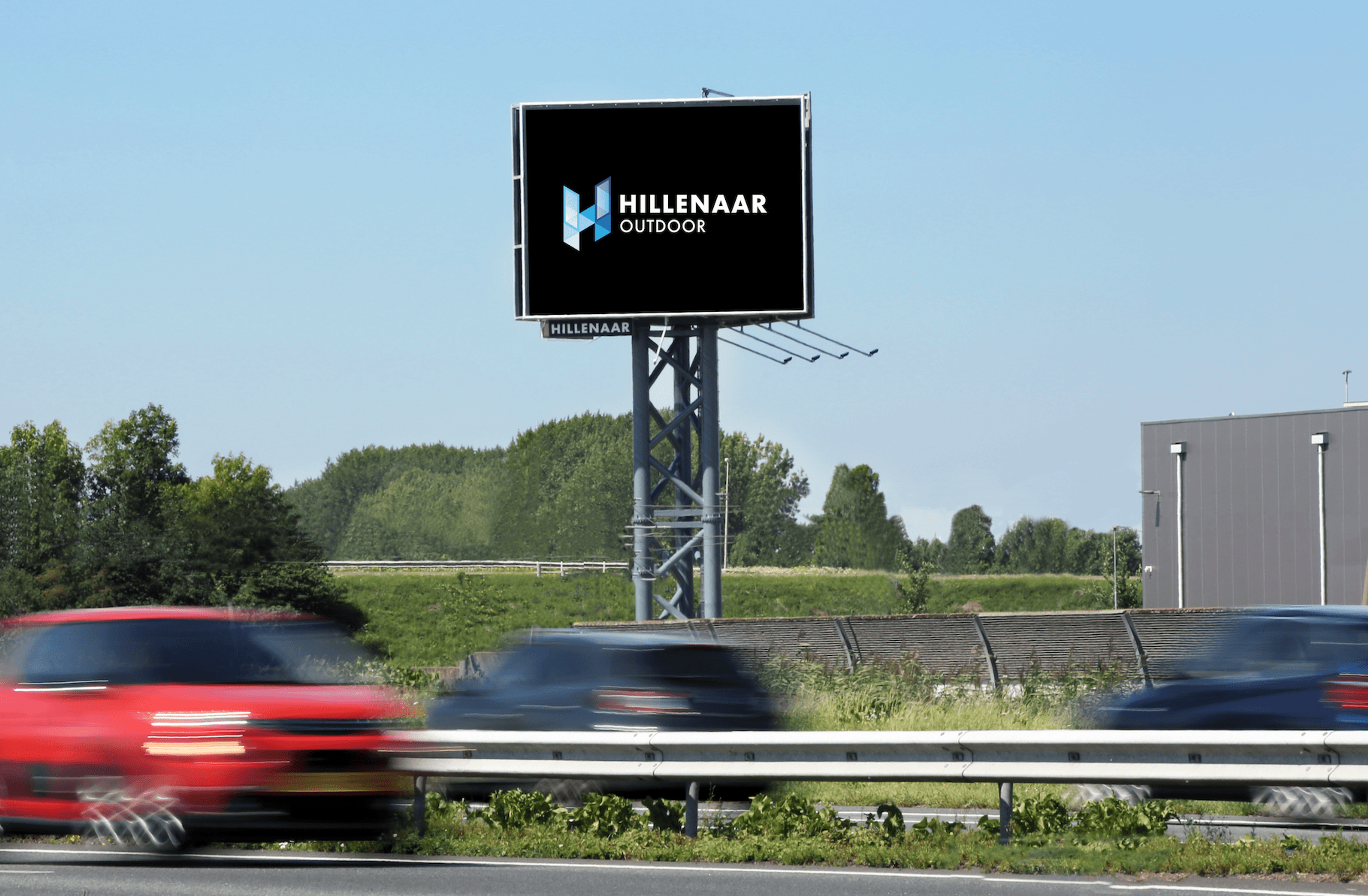 Nieuwe reclamemast van Hillenaar Outdoor langs de A15