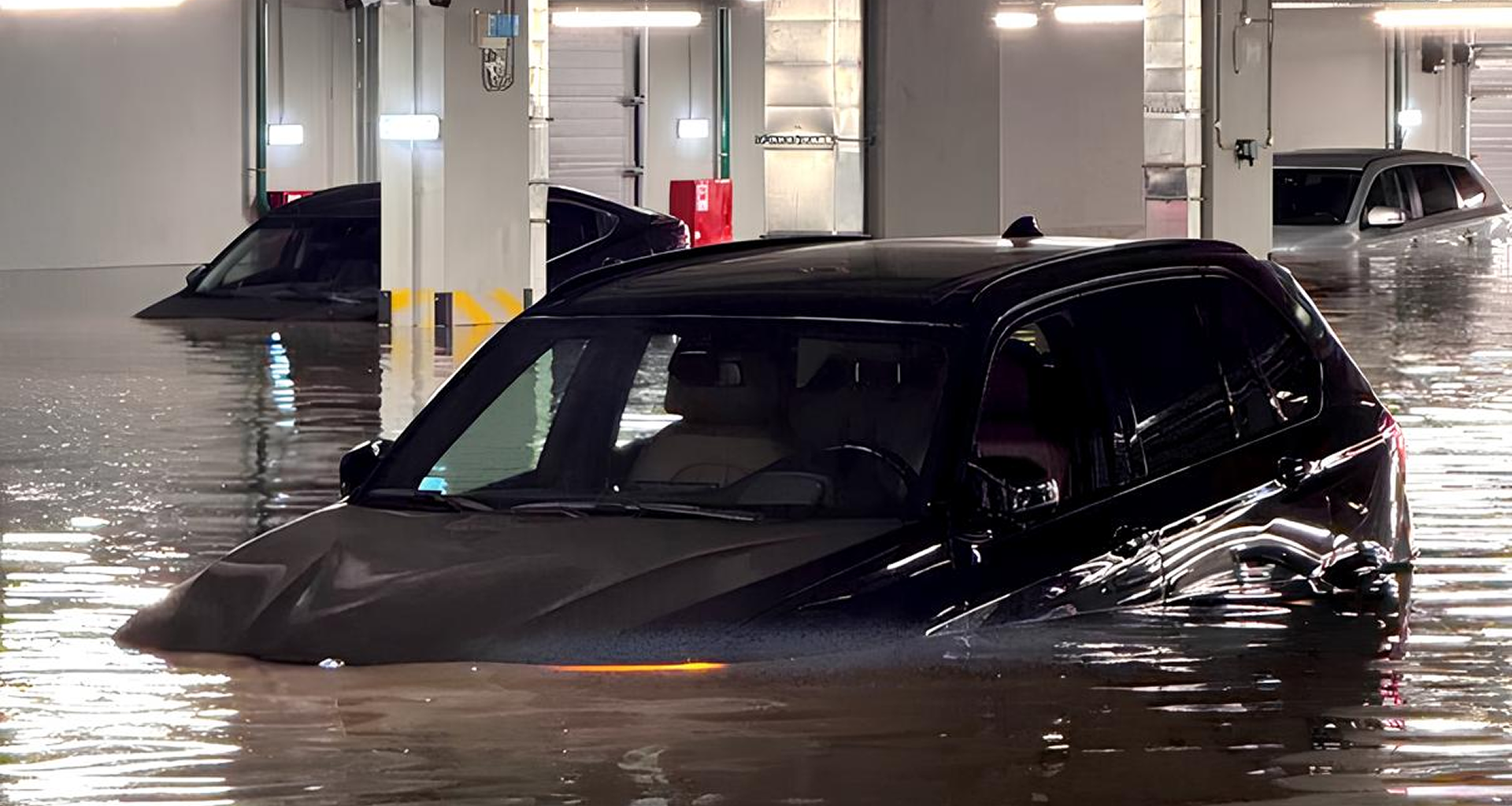 Затопление парковок и офисов