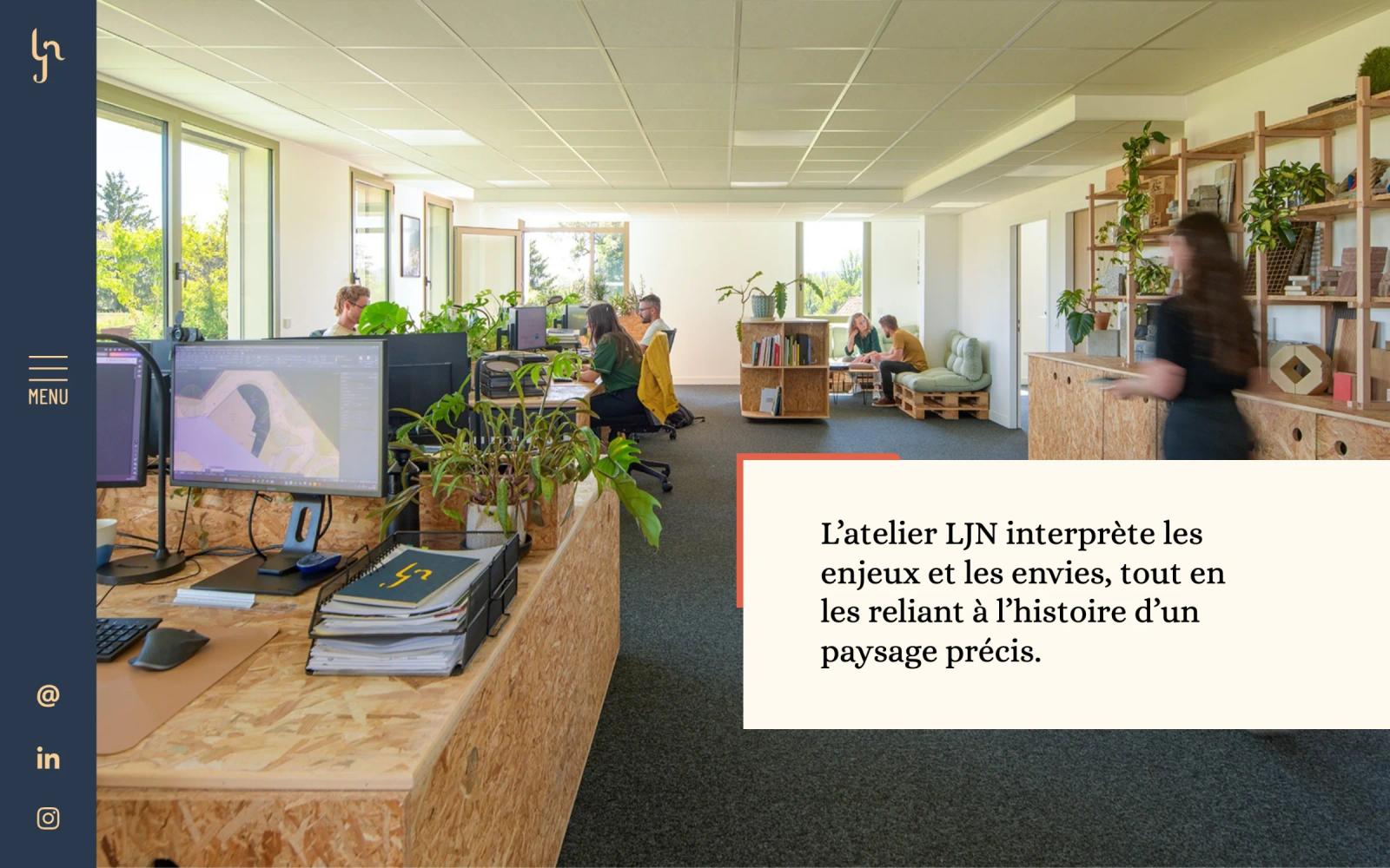 Page « L’atelier » : photo des bureaux et texte de présentation
