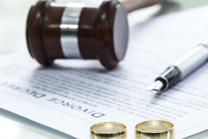 Image What is a Divorce Decree?