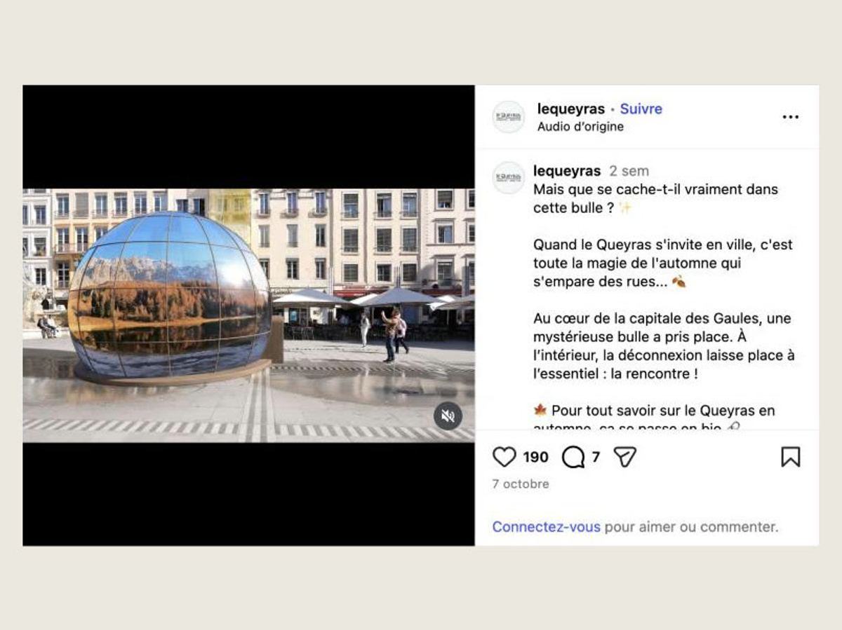Capture d'une publication Instagram de lequeyras : la bulle sur la place des Terreaux et la légende du film