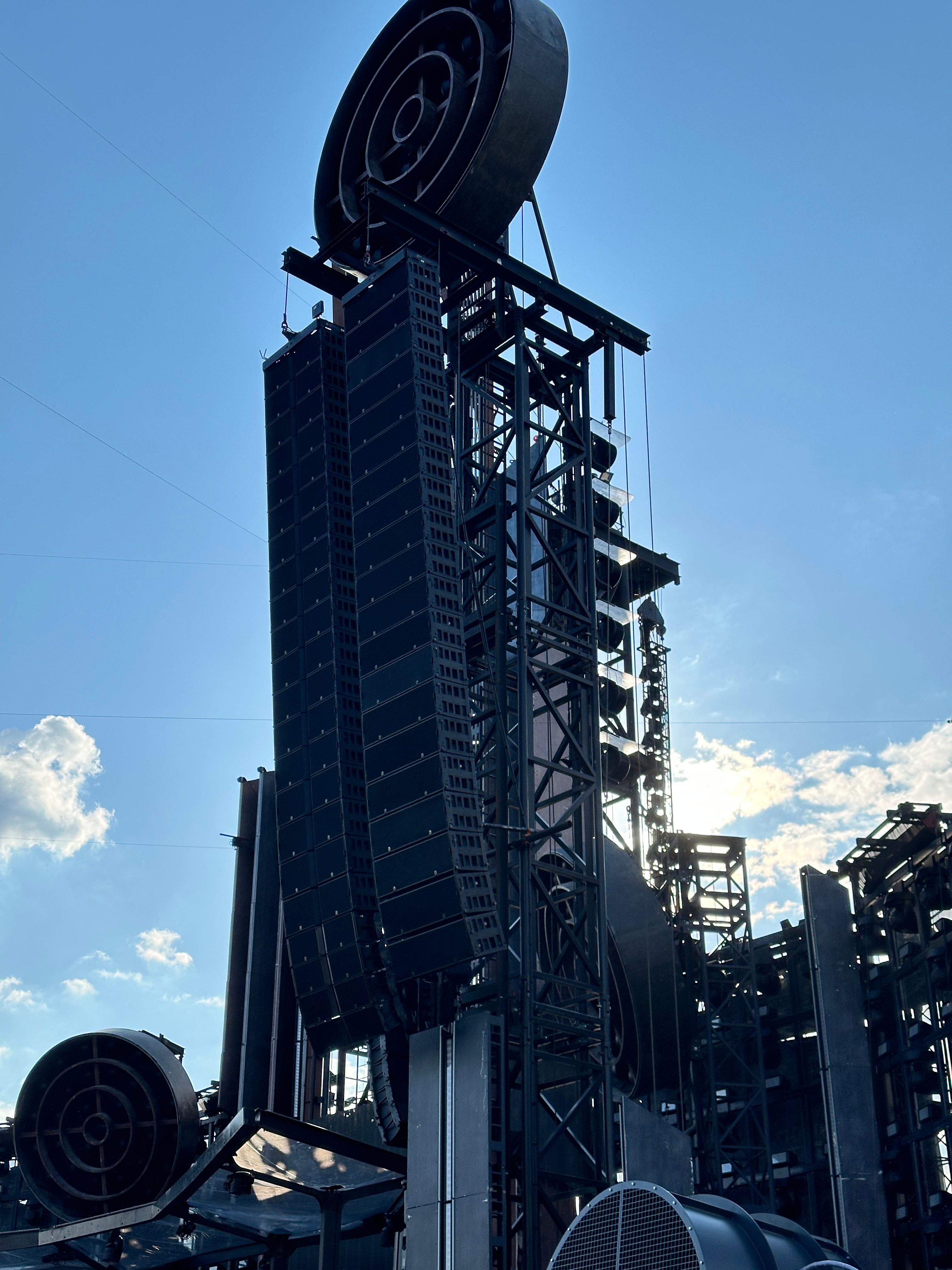 Foto · ELEMENT 02 · DOWNSTAGE PA-TURM