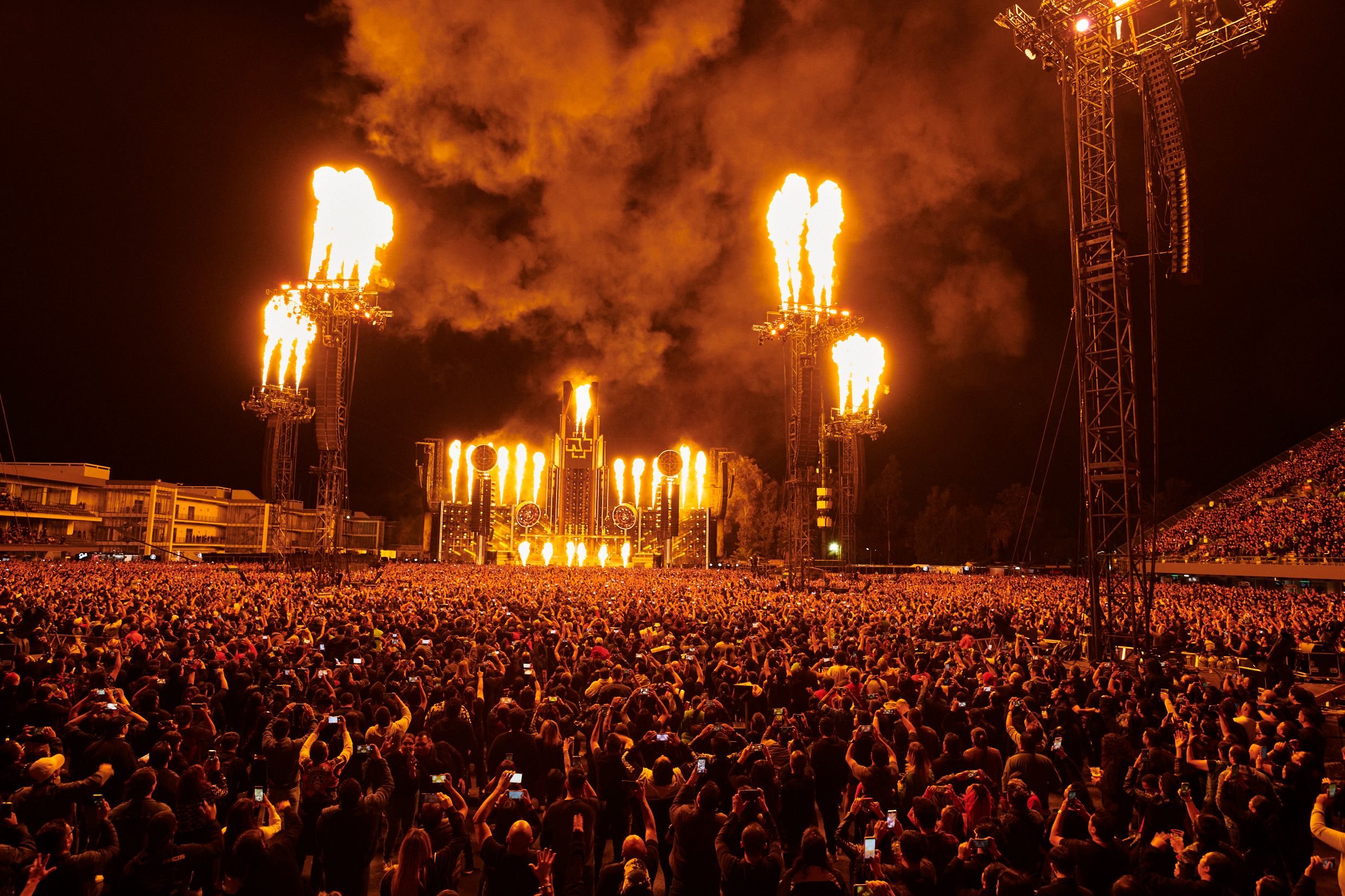 Foto · Pyro-Fontäne / Gerbe