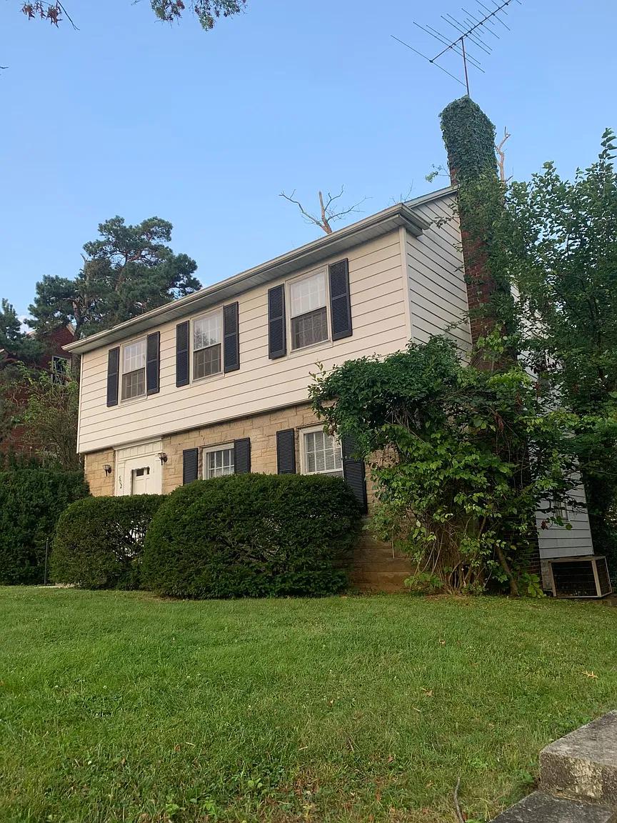502 South Eagleson Avenue