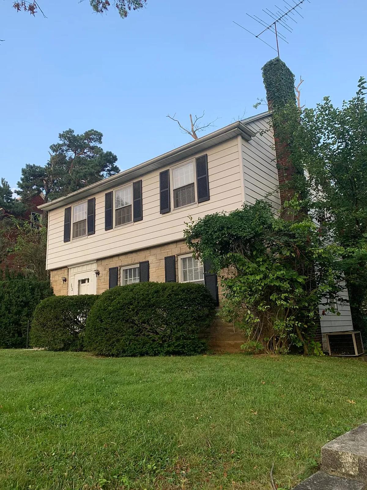 502 South Eagleson Avenue