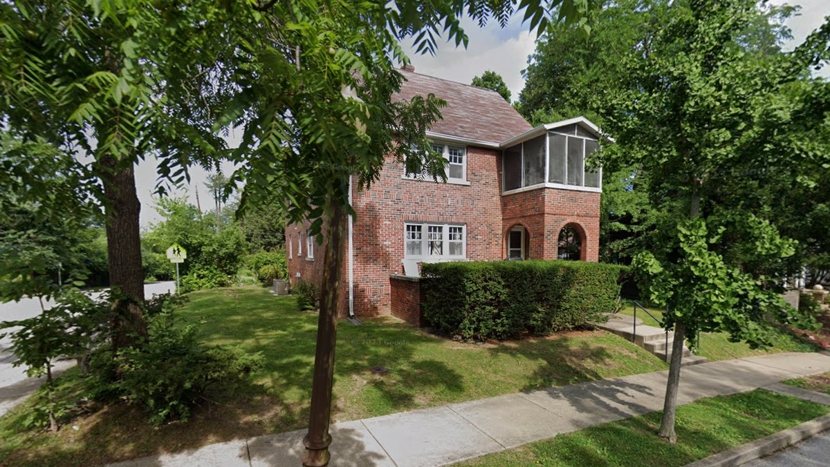 424 South Hawthorne Drive