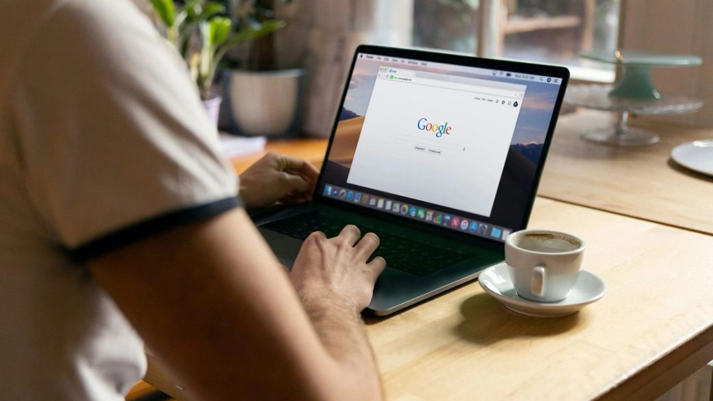 Google cracks down on 'back button hijacking' in Chrome