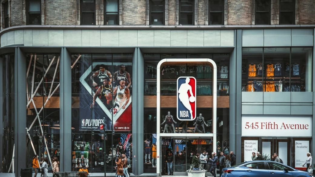 STARTRADER named official NBA partner from 2026