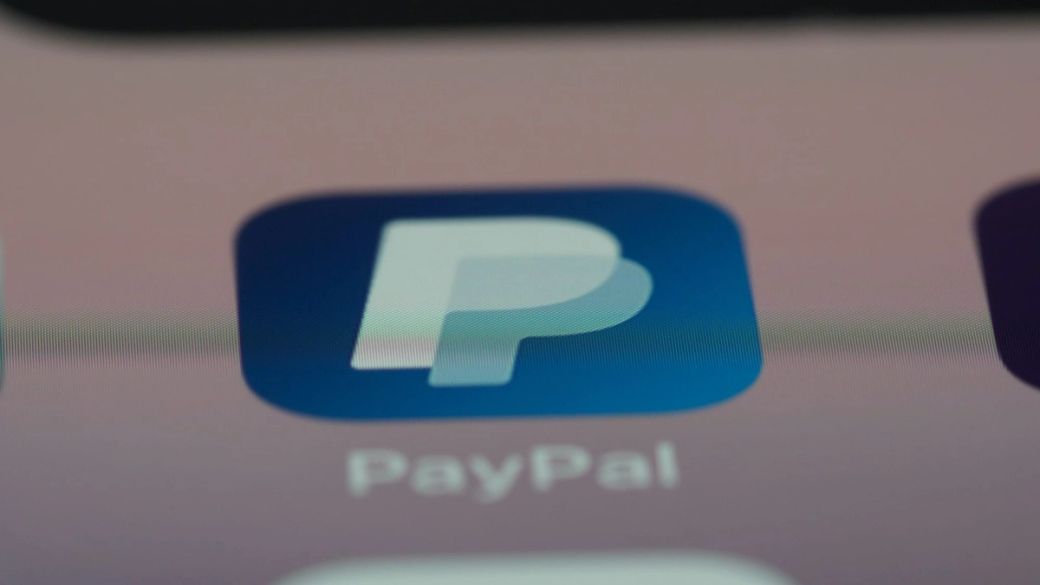 PayPal is setting up as a bank