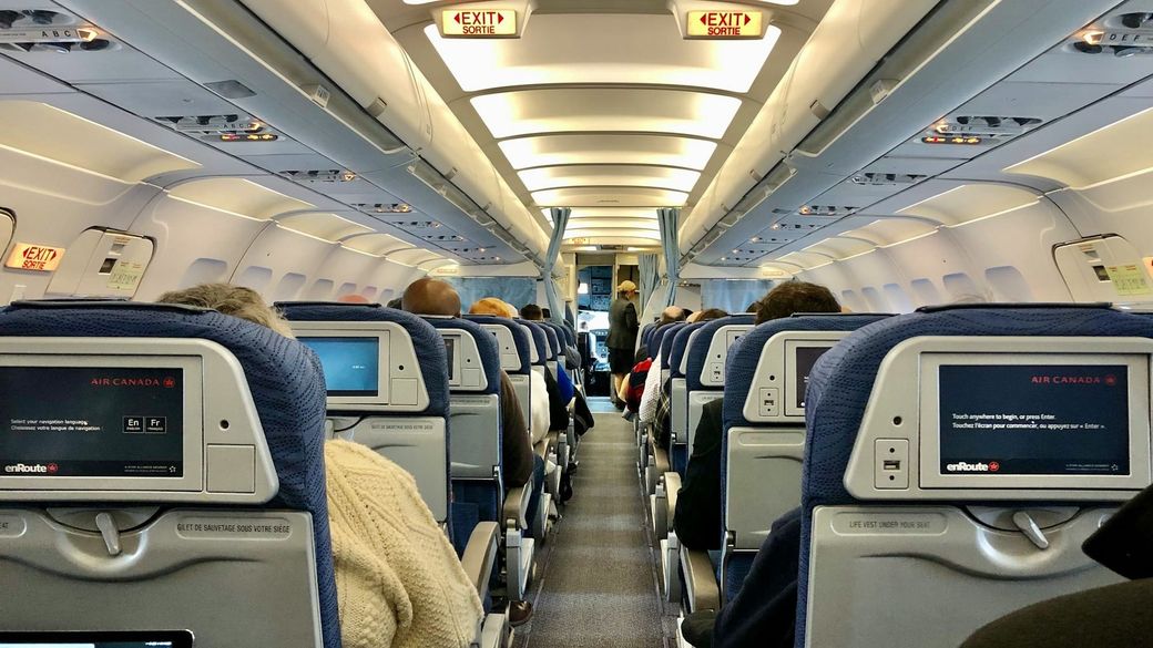 Subway offers $20 gift cards to middle-seat passengers on Boeing 737 flights
