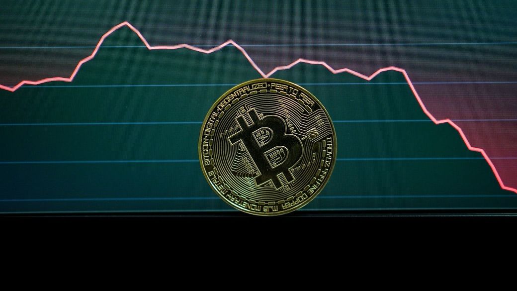 Bitcoin Stumbles, and Traders Are Betting the Slide Isn’t Over