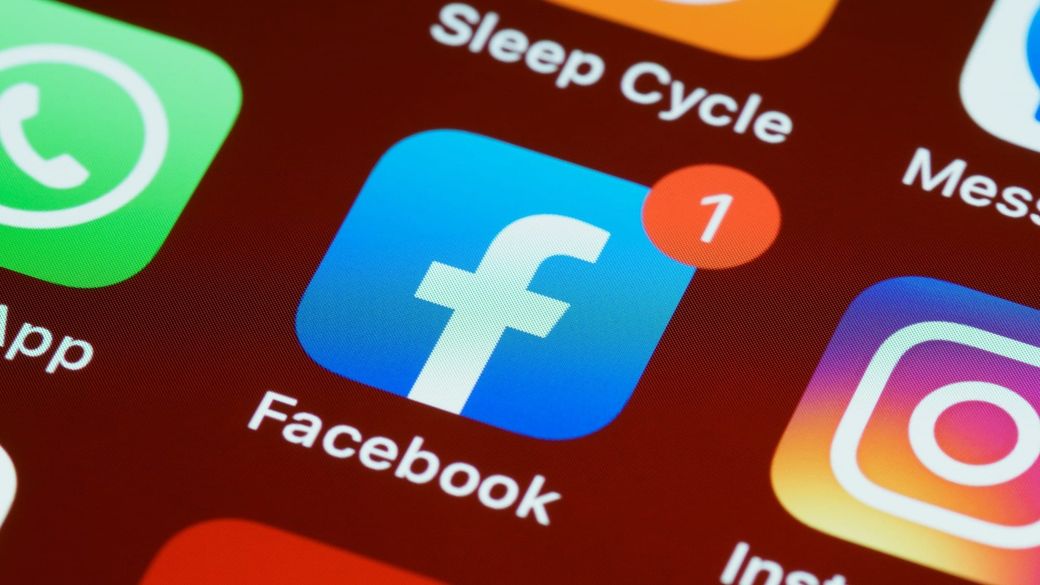 Facebook simplifies Feed, search and content creation