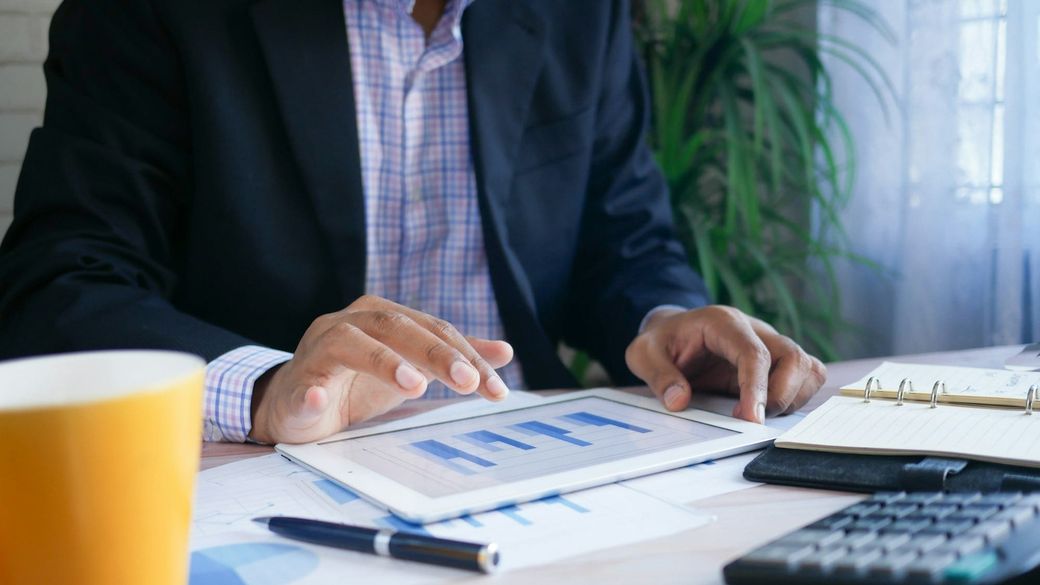 Trustpilot forecasts 22% bookings growth as AI drives second-half acceleration