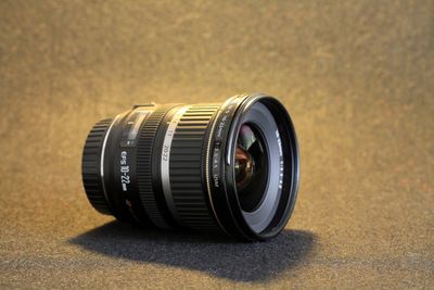 Canon EF-S 10-22mm f/3.5-4.5 USM ultra geniş açı lens, APS-C kameralar için, manzara ve mimari fotoğrafçılığı için mükemmel.