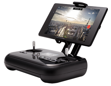 3DR Solo drone uzaktan kumanda ünitesi, çift joystick, LCD ekran ve akıllı telefon montajı ile donatılmıştır.