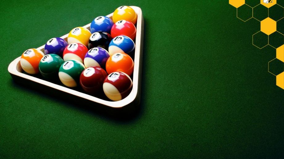 Phân Tích Chuyên Môn Về Bóng Bida: Chất Liệu, Kích Thước Và Lịch Sử Phát Triển