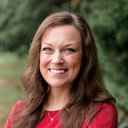 Headshot of Jenna Turner