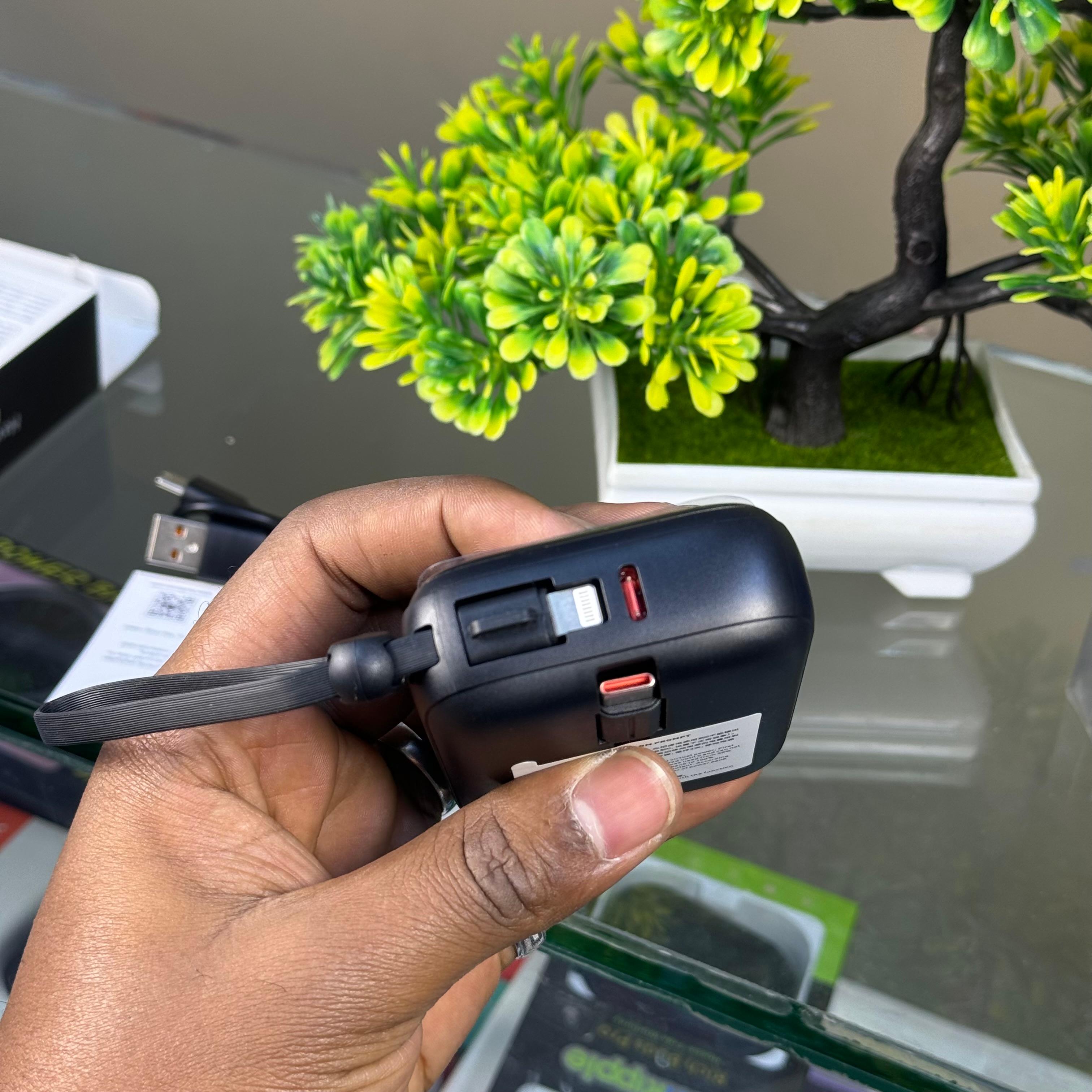 Havit Pb5215 portable fast charging powerbank  image 2