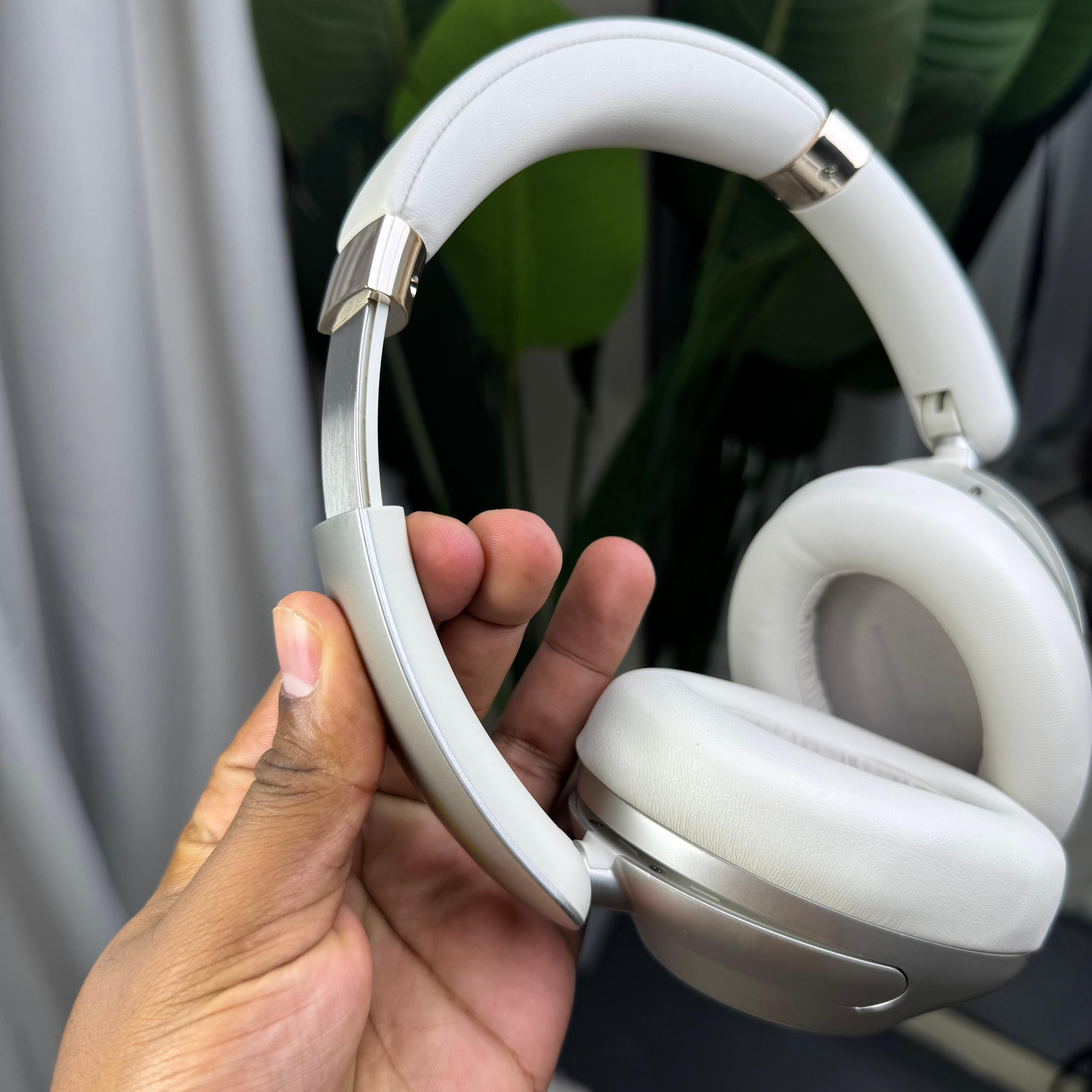 Oraimo Boompop Pro Headphones with Hybrid Active Noise Cancellation image 4