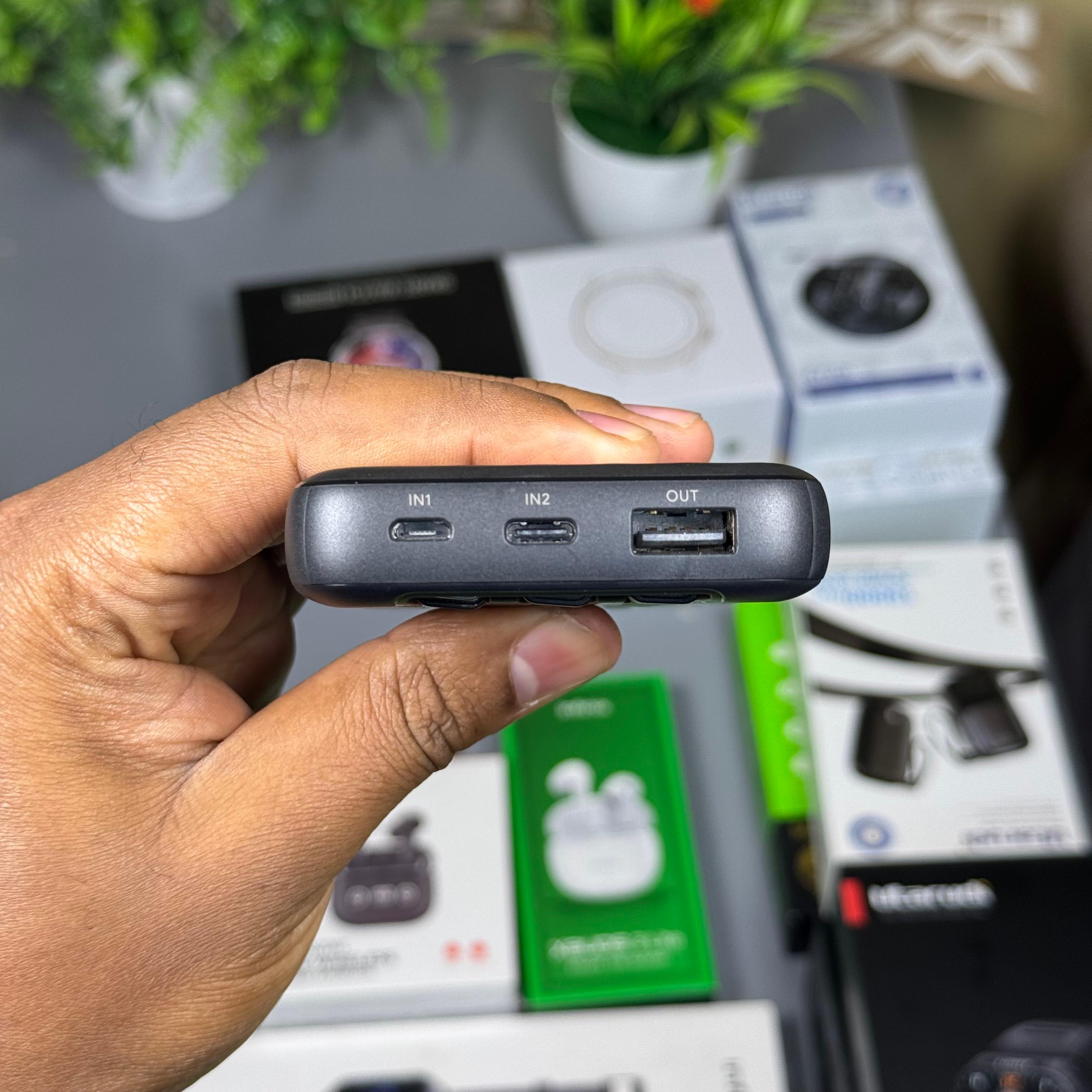 Oraimo Slice Link 10000mAh 12W Powerbank with Charging cables image 4