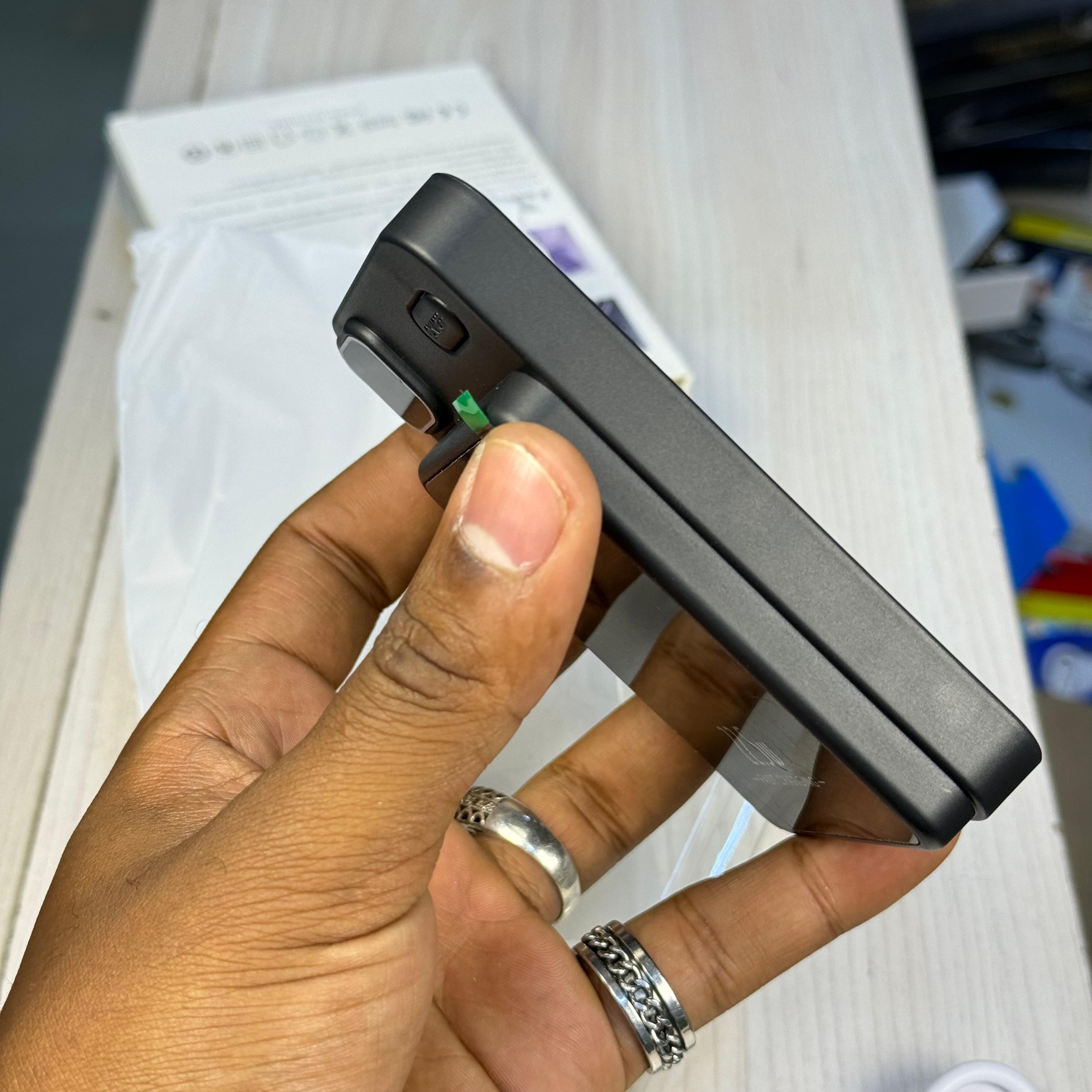 Richripple 10000mAh magnetic wireless powerbank image 2