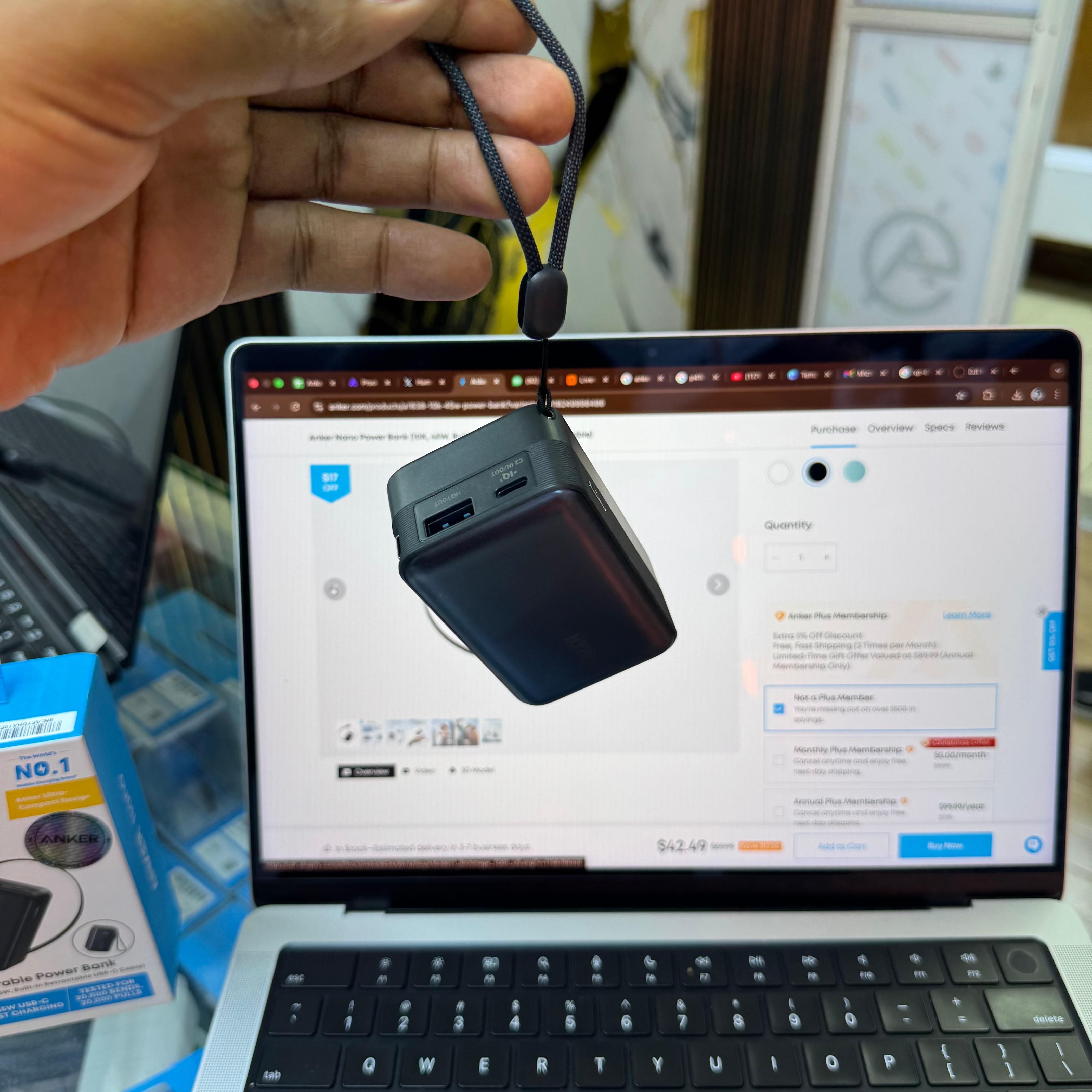 Anker Nano Powerbank with 45W fast charging, 10,000mAh capacity and built in retractable USB-C cable image 4