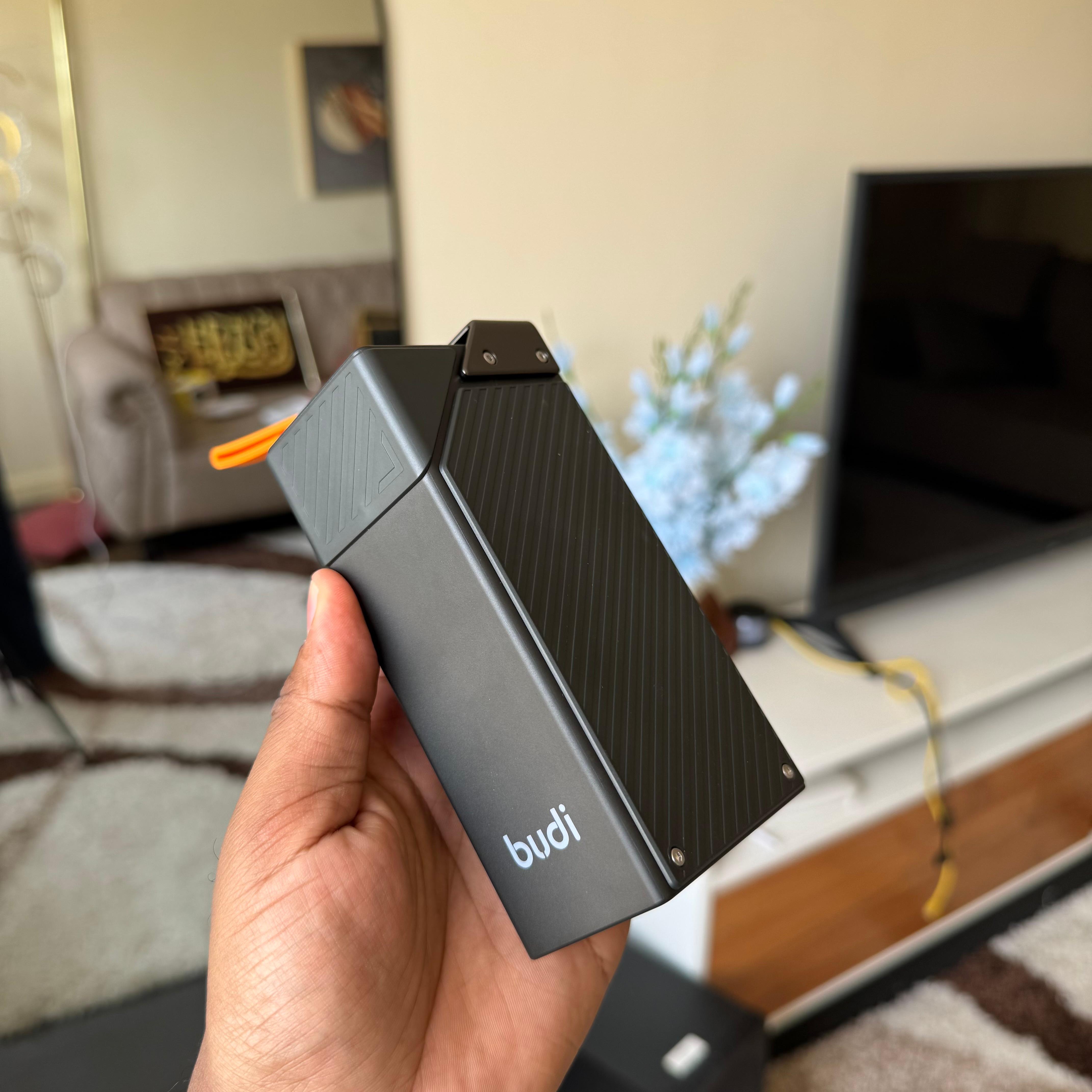 Budi 30000mAh Laptop Charging Powerbank, 65W Dual Pd + Dual Qc 3.0 image 3
