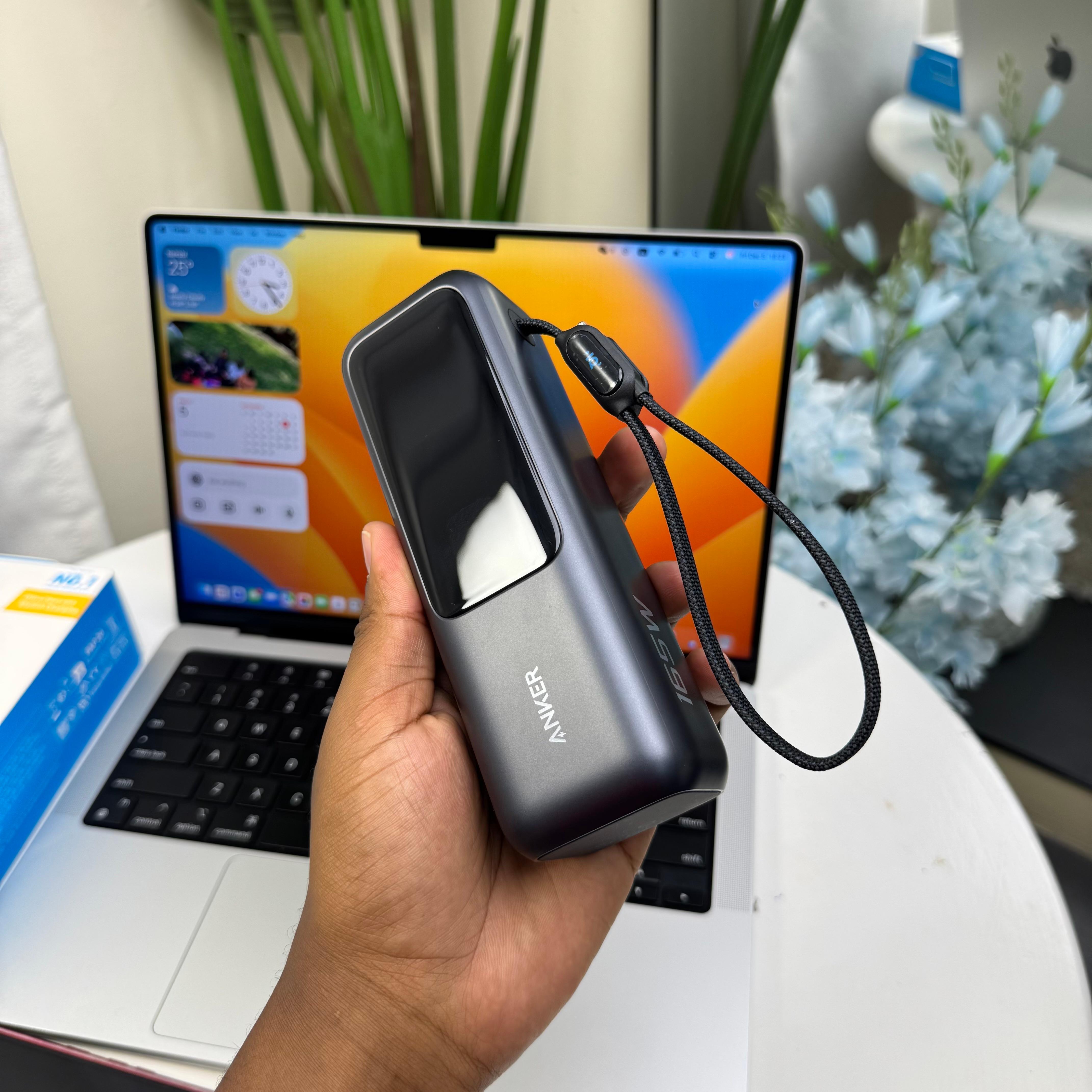Anker Laptop Power Bank (25K, 165W, Built-In and Retractable Cables) image 8