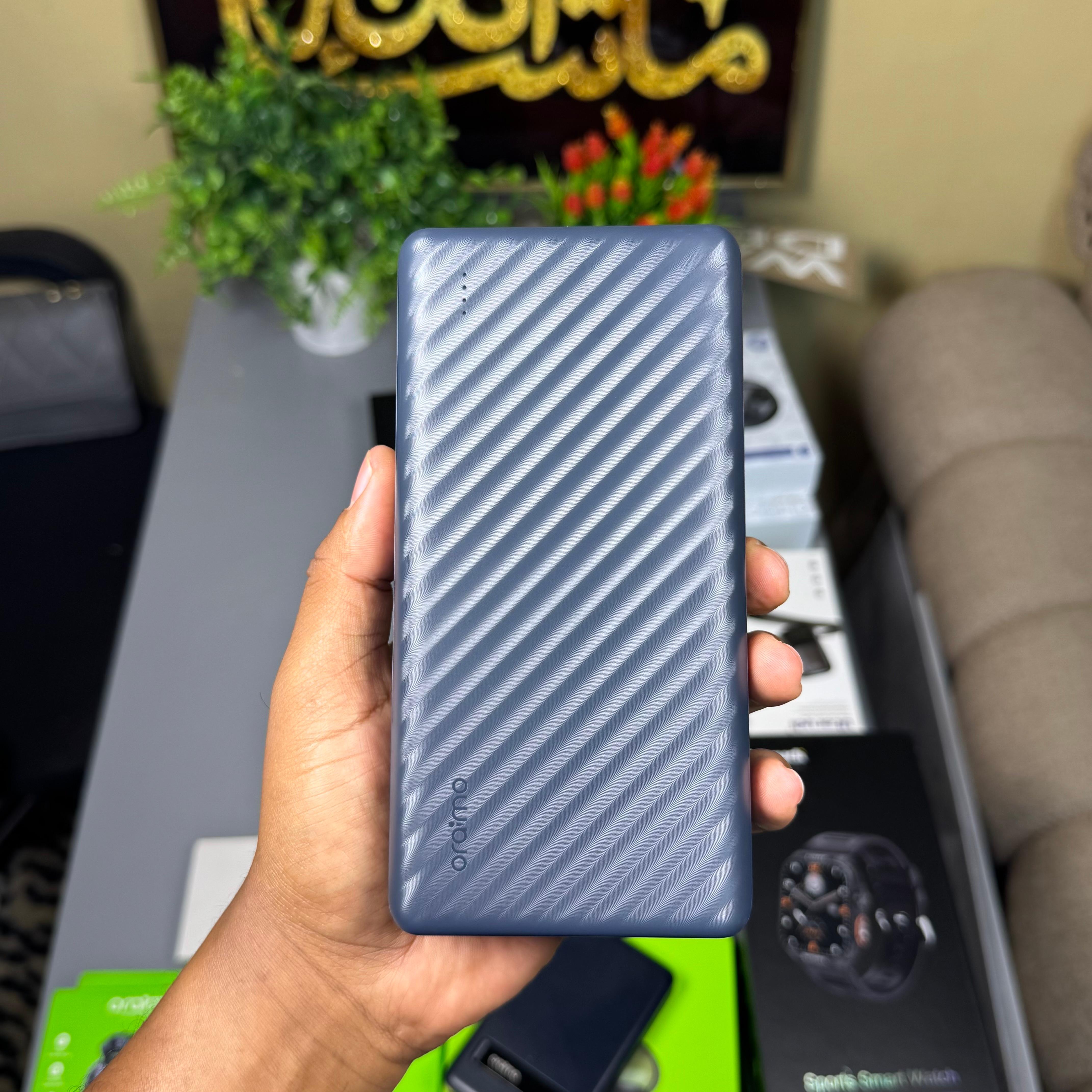 Oraimo Powerbox 300 Lit 30000mAh 15W Powerbank image 2