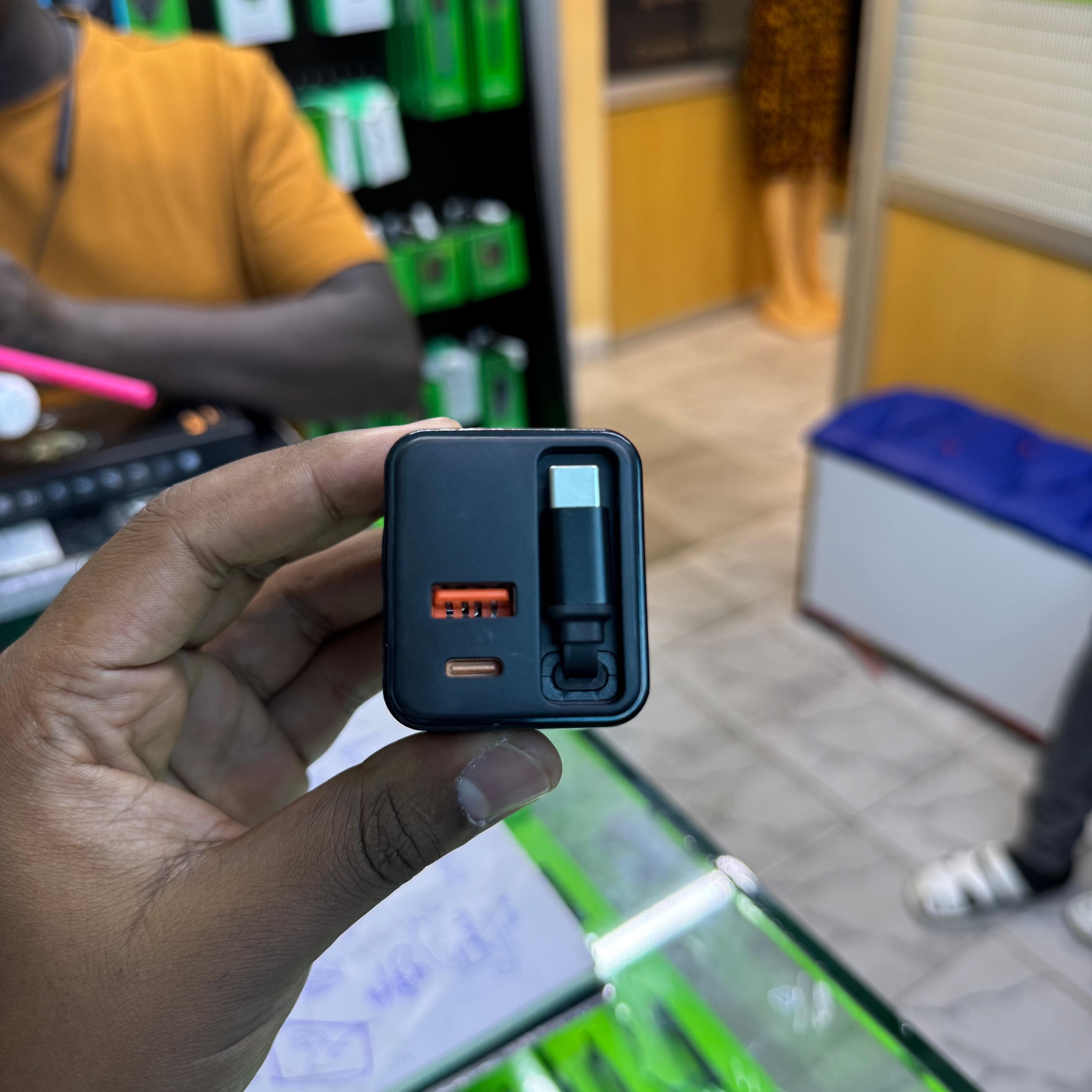 Utarudi 22.5 Adapter with Retractable Type C Cable image 2