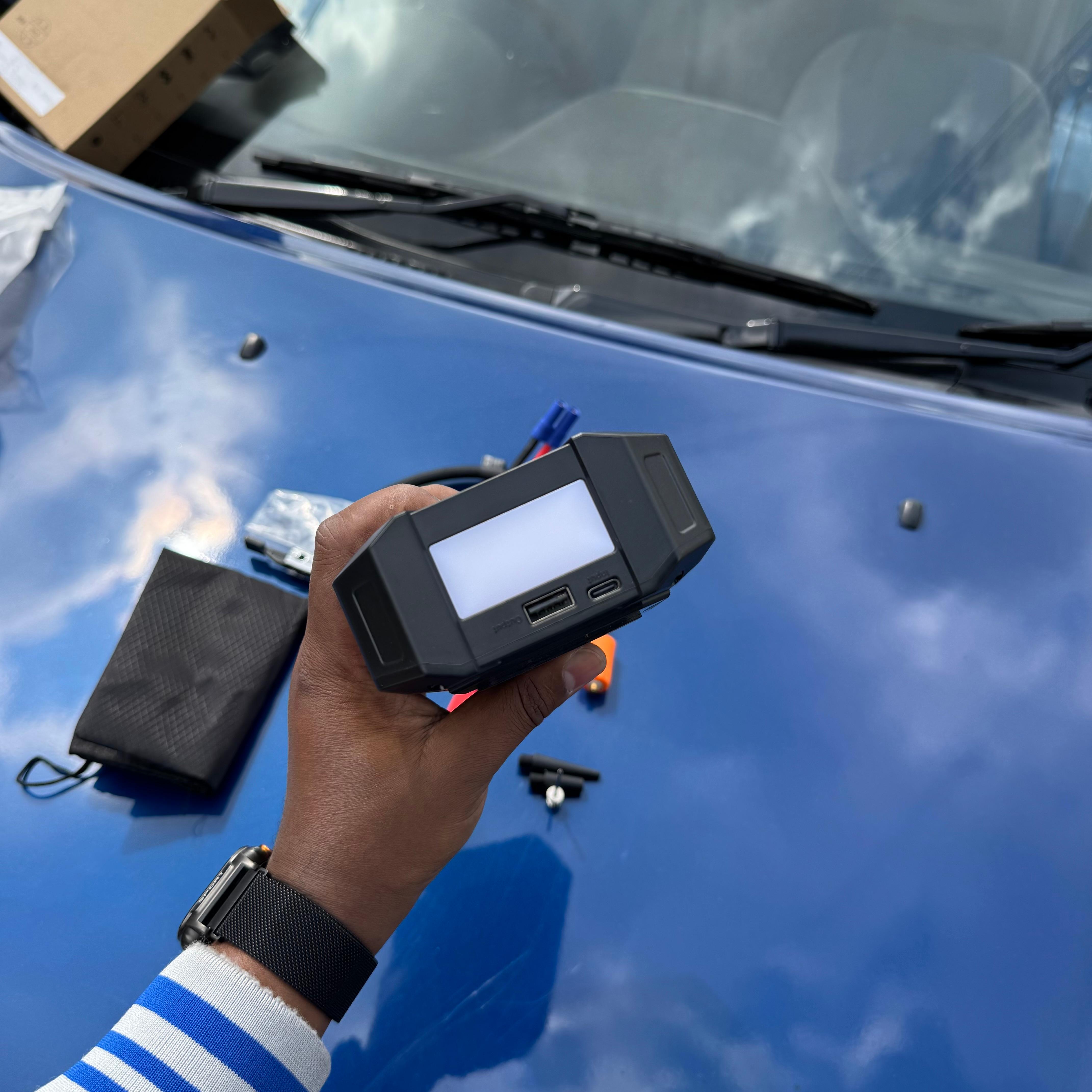 Tire Inflator Portable Air Compressor  & Car Jump Starter With Powerbank and Led Light image 2