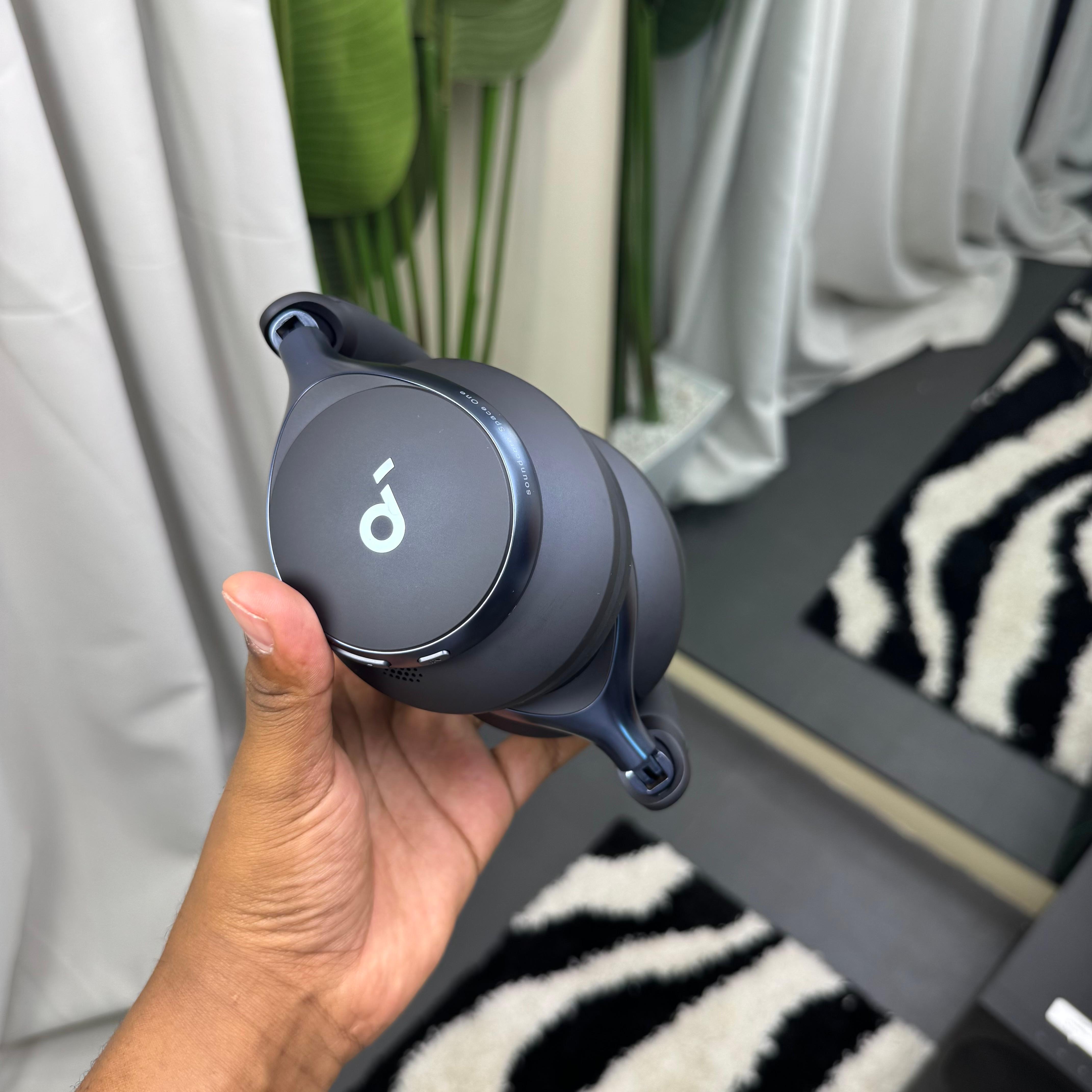Soundcore Space One Headphones image 6