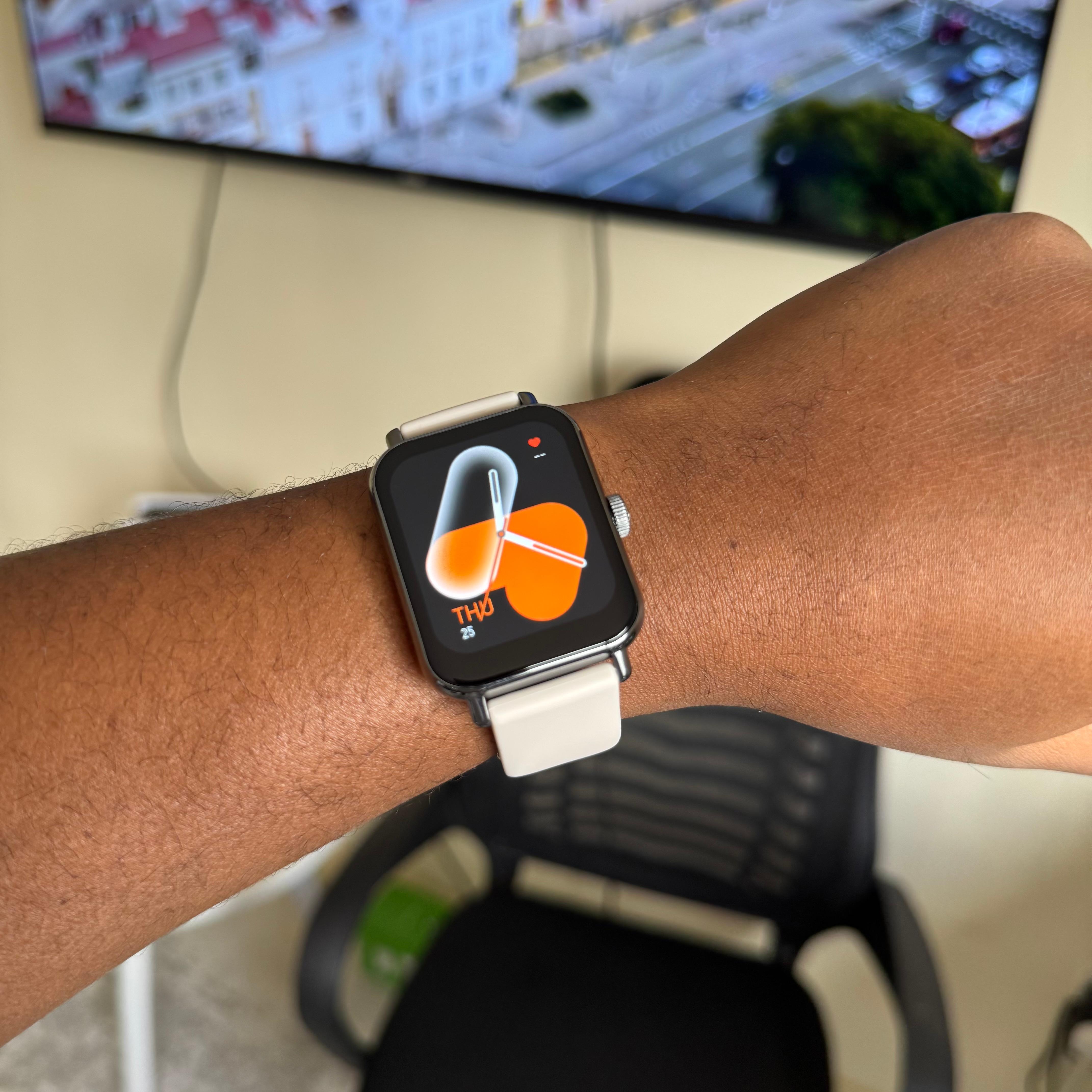 Oraimo Watch 6 Pro with Small 1.69 Hd Curved Display and Mettalic shinny body image 2