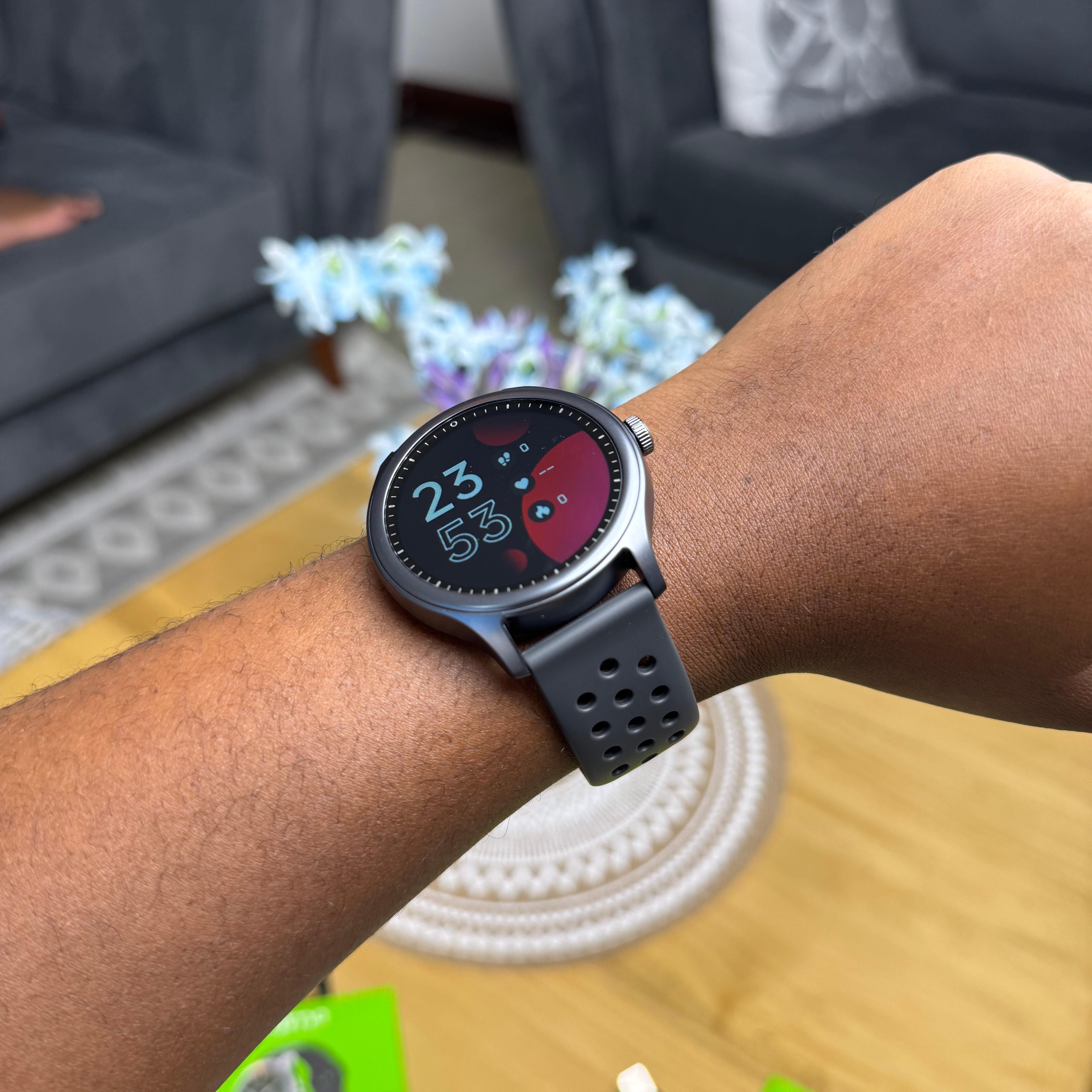 Oraimo Watch 6R Round Display Smartwatch image 2