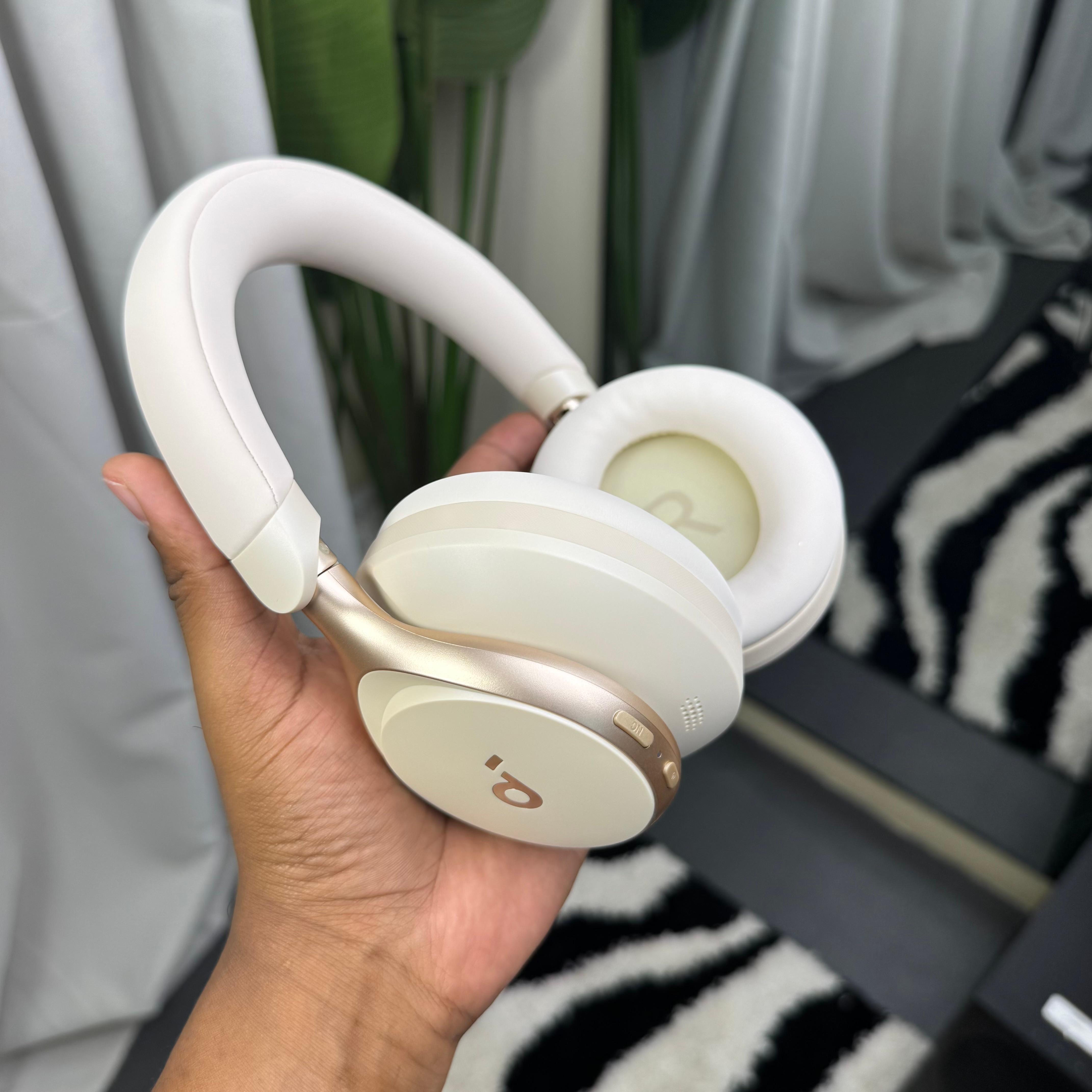 Soundcore Space One Headphones image 9