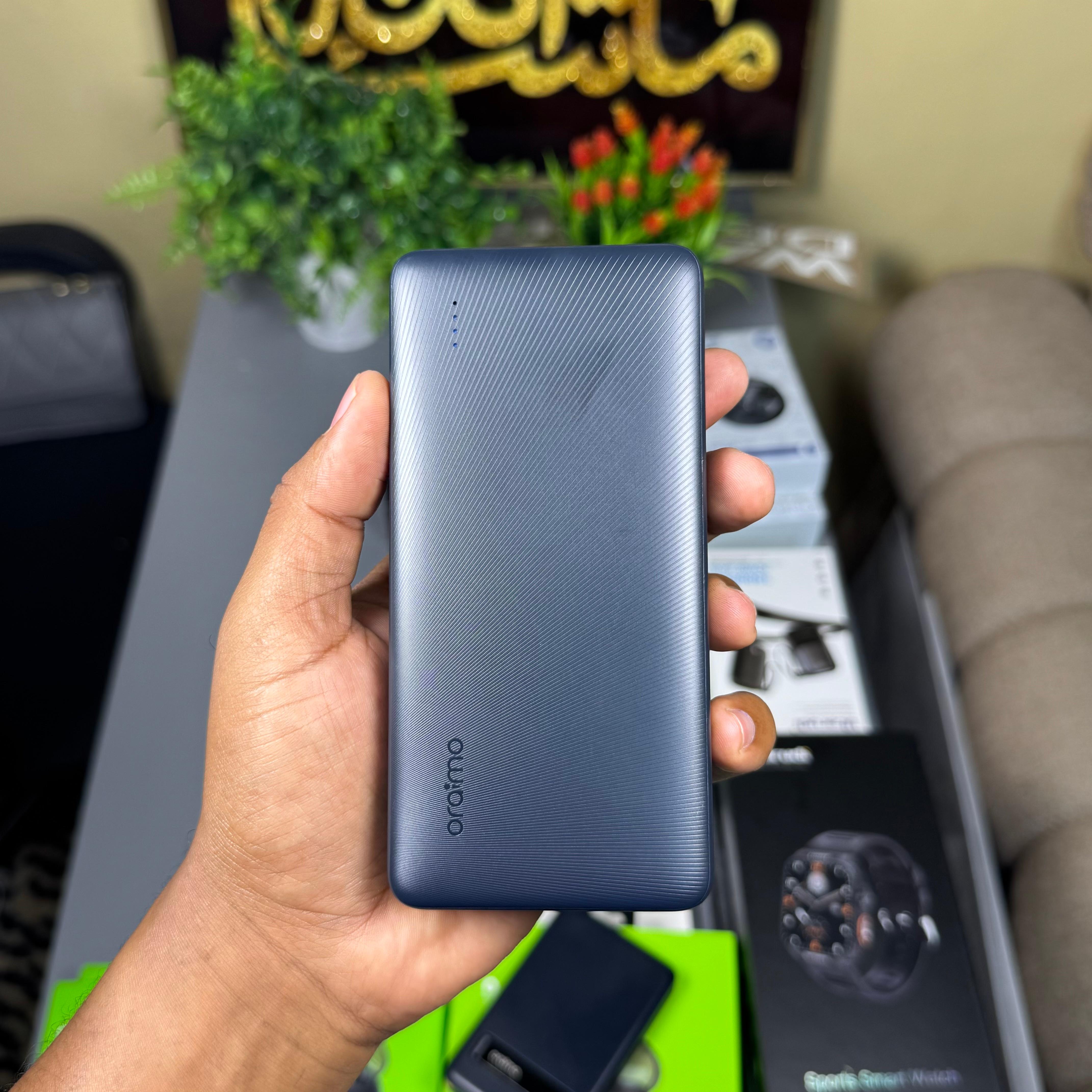 Oraimo Traveler 12 12W 20000mAh type C Powerbank image 2