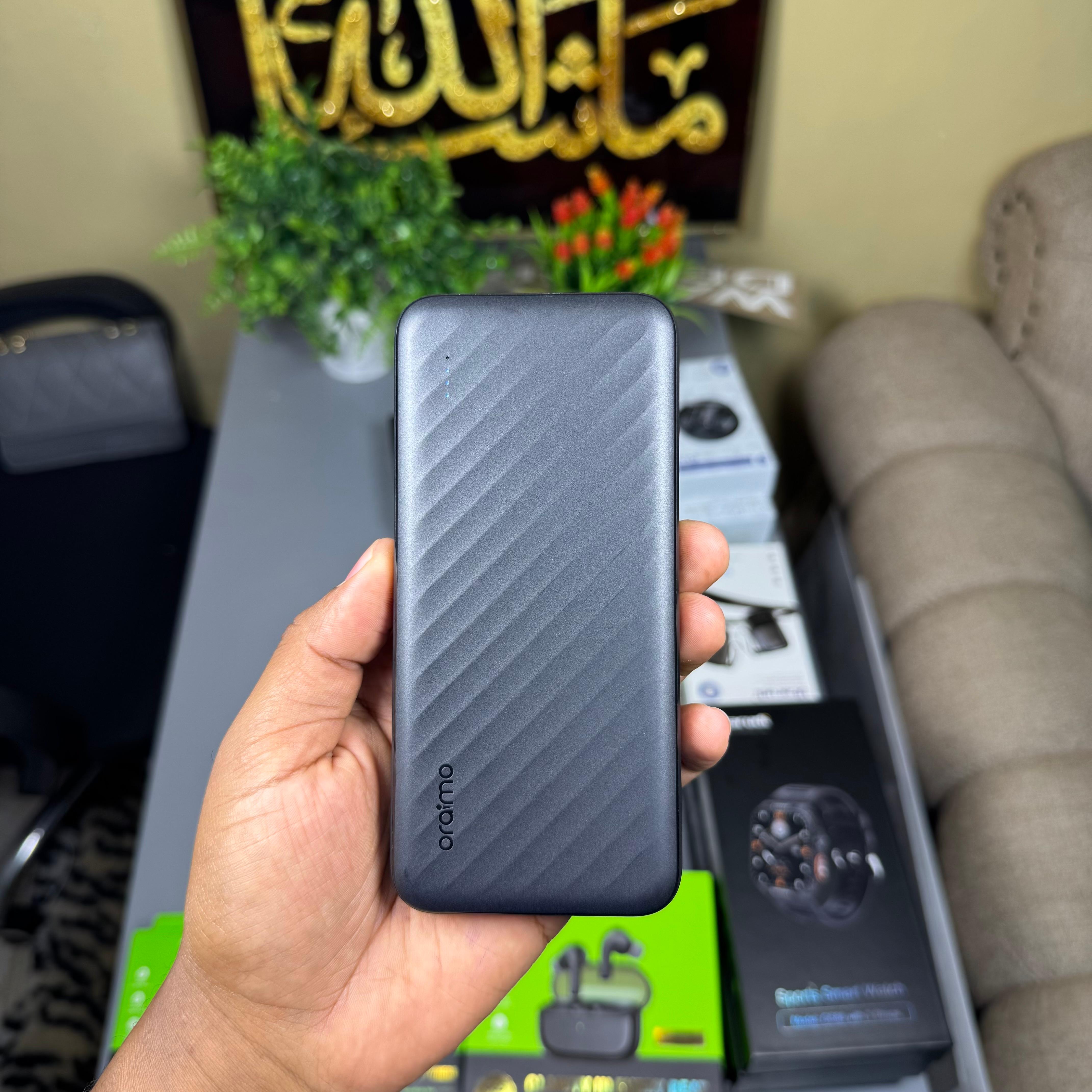 Oraimo Slice Link 10000mAh 12W Powerbank with Charging cables image 2