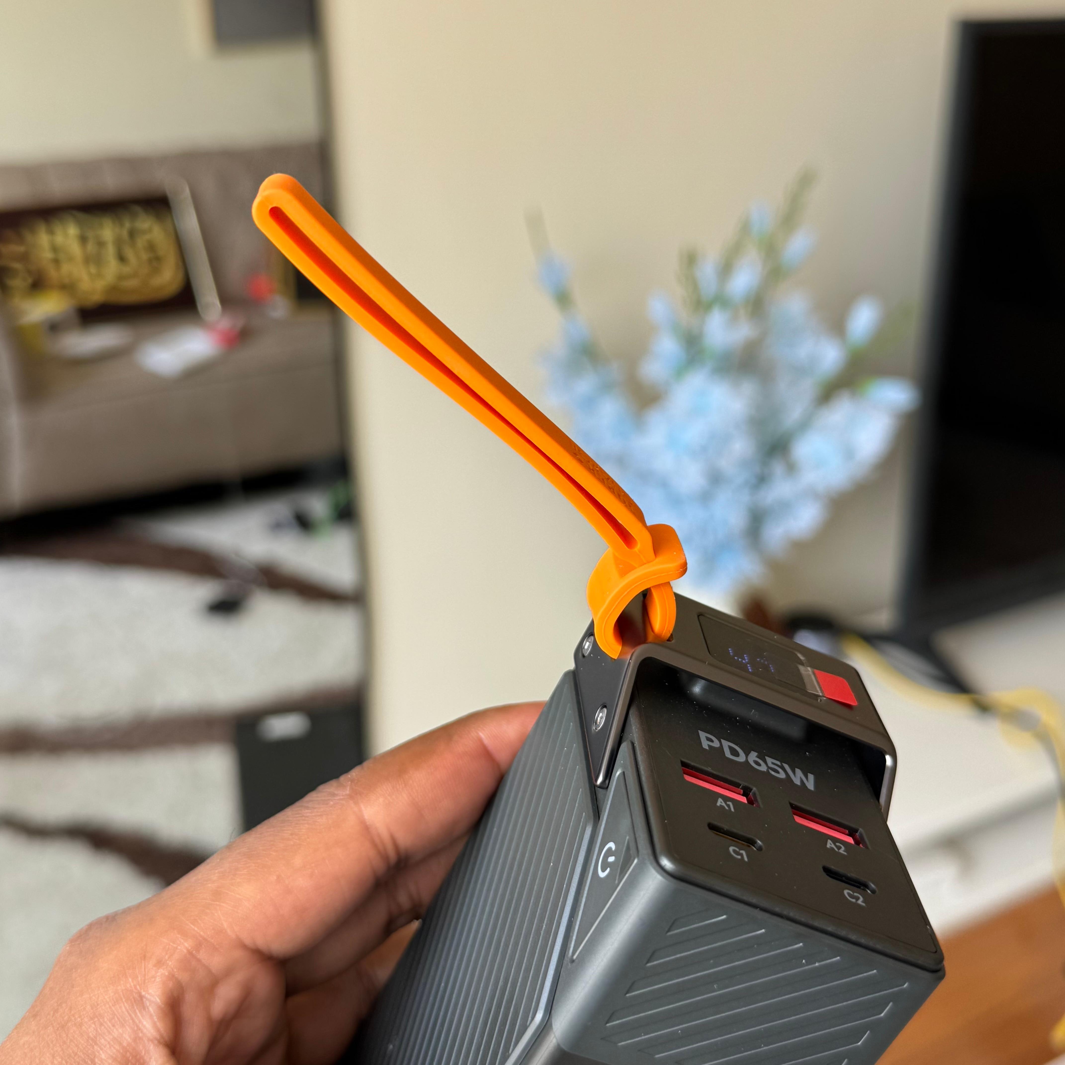 Budi 30000mAh Laptop Charging Powerbank, 65W Dual Pd + Dual Qc 3.0 image 4